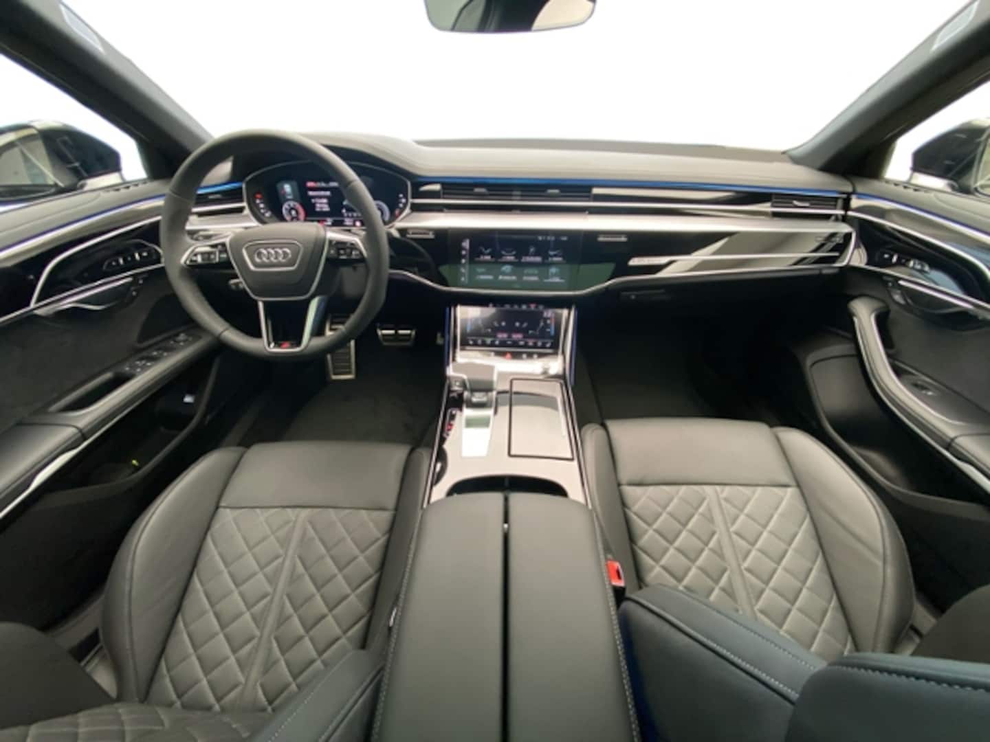 Bild über Audi A8 50 TDI quattro tiptronic - für weitere Informationen kontaktieren Sie den Audi Partner