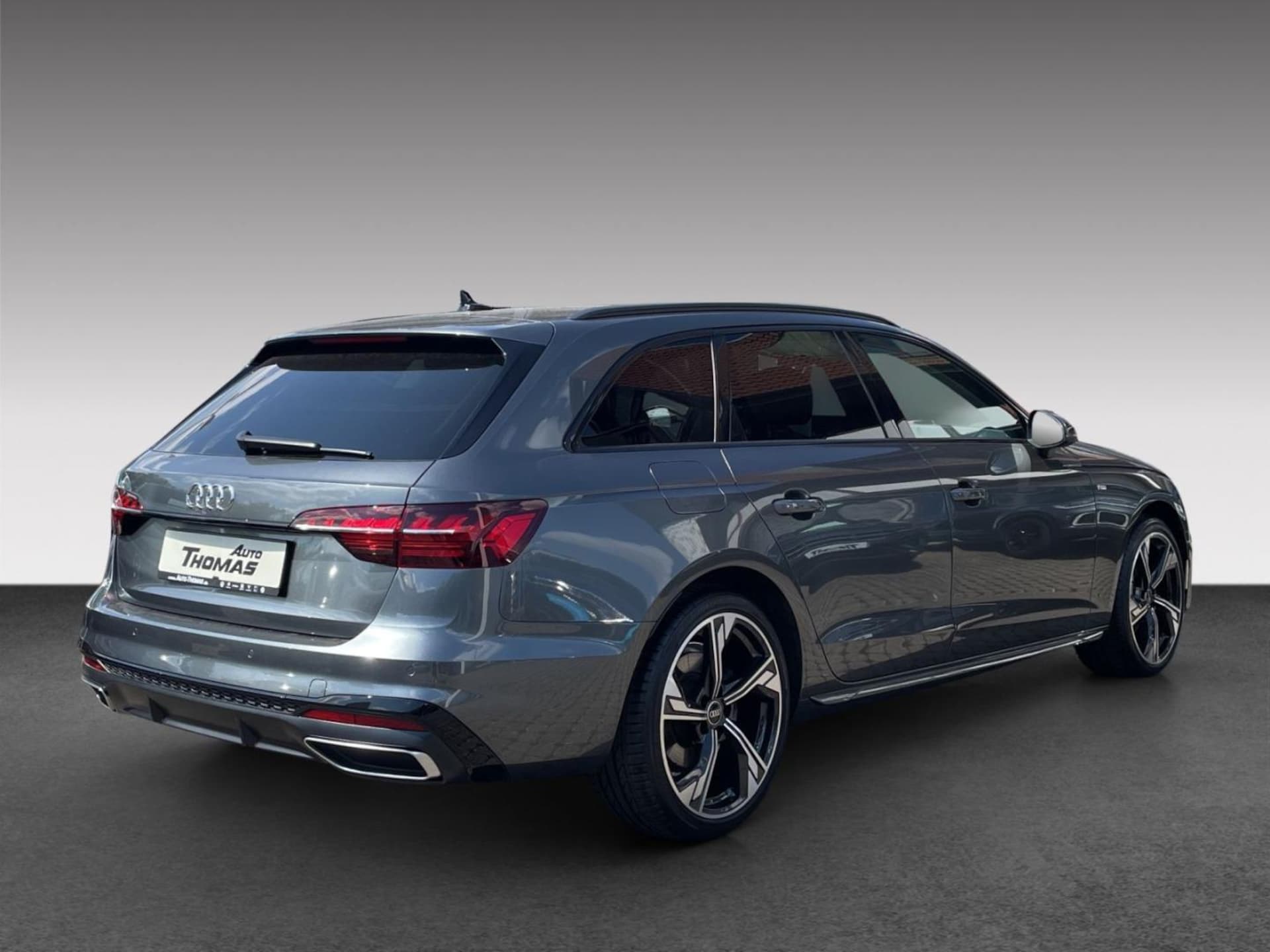 Audi A4 Avant S line