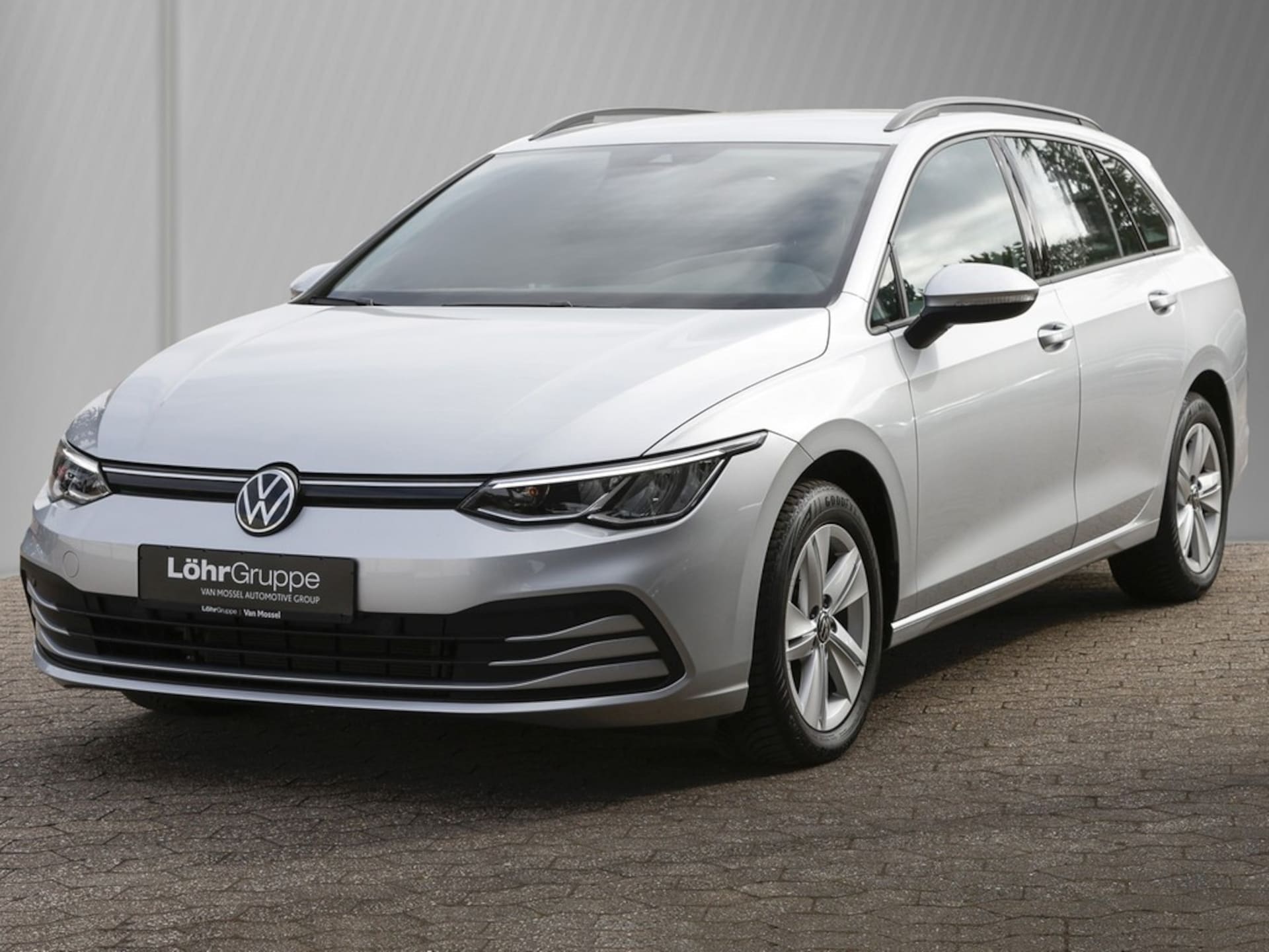 Volkswagen Golf Variant Life