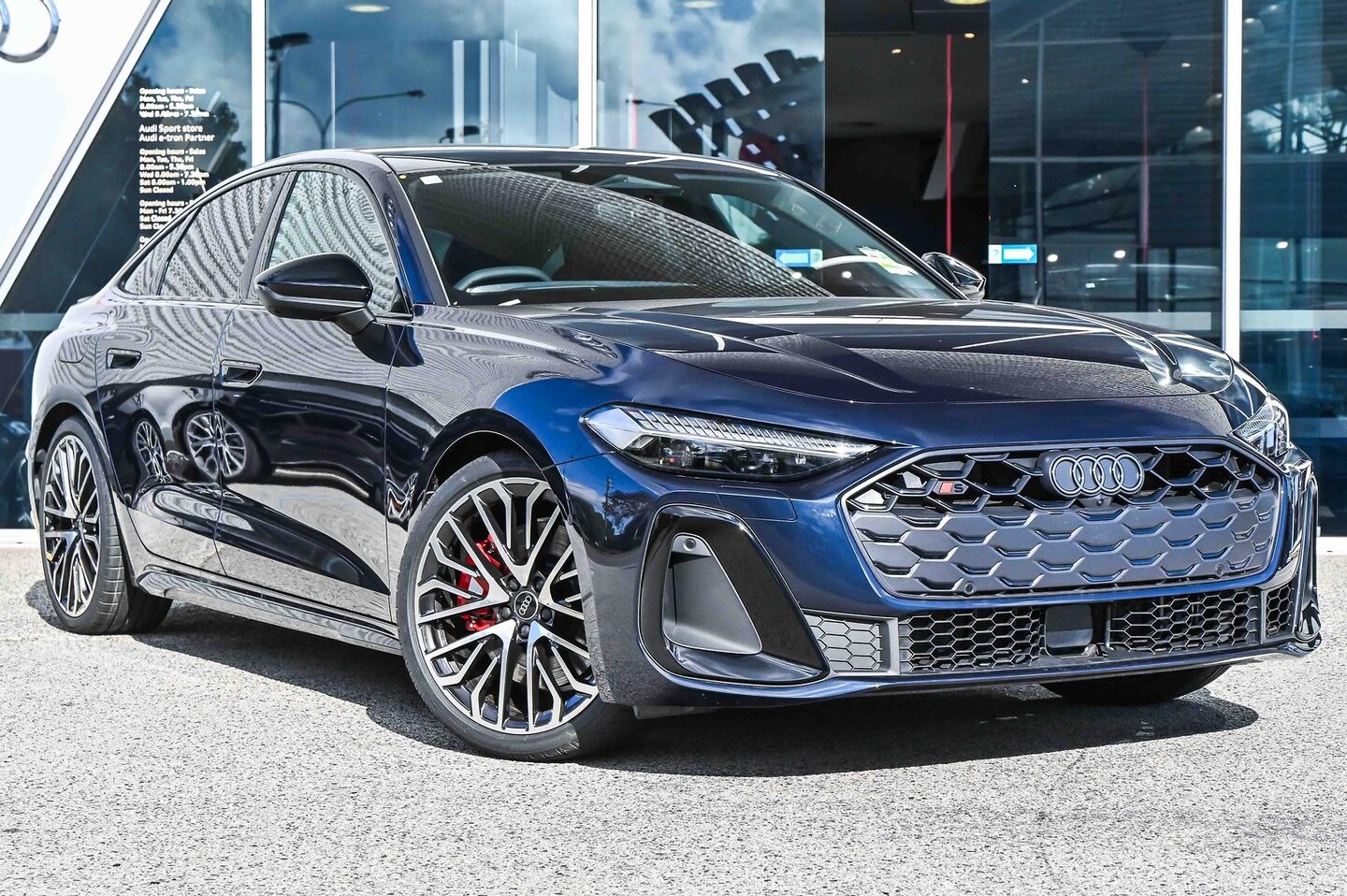 Image about Audi S5 Sedan TFSI quattro 270 kW S tronic