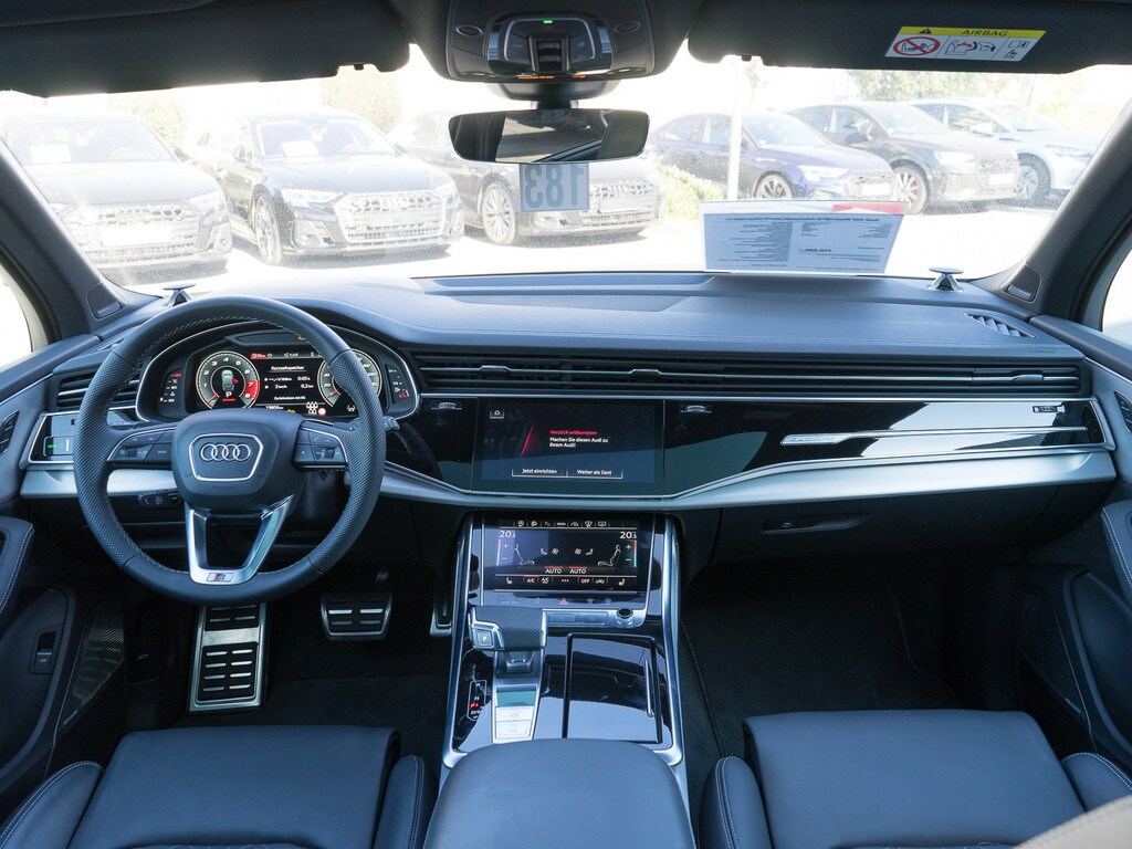 Image about Audi SQ7 SUV TFSI quattro tiptronic