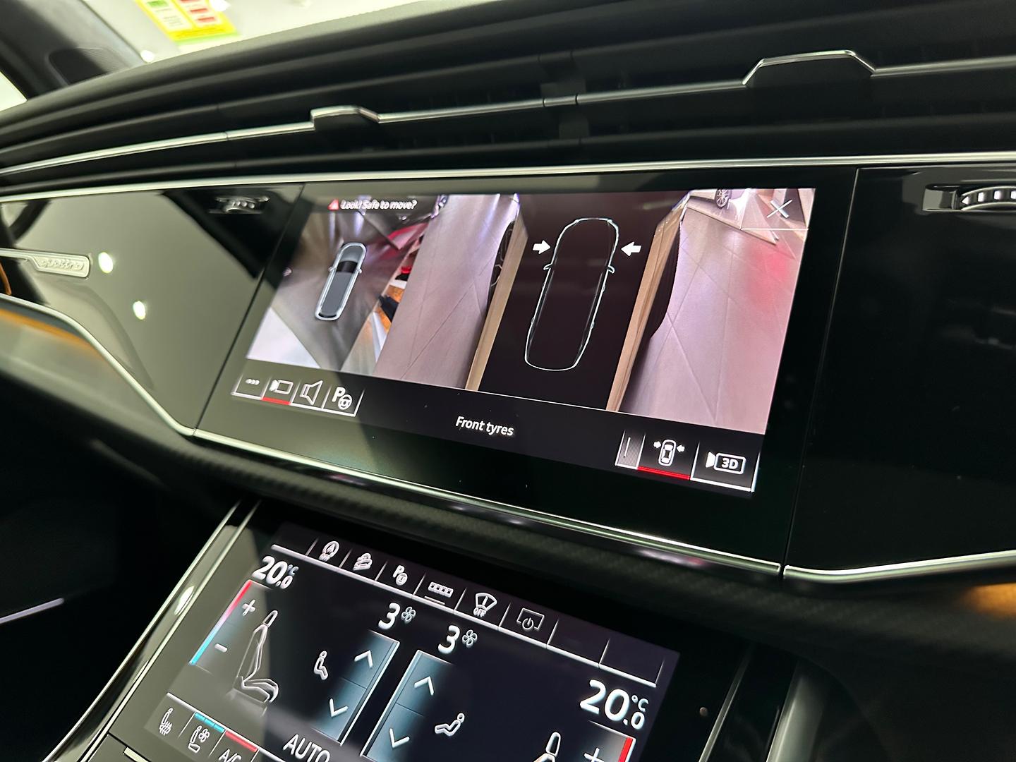 Image about Audi SQ7 SQ7 SUV TFSI 373 kW tiptronic
