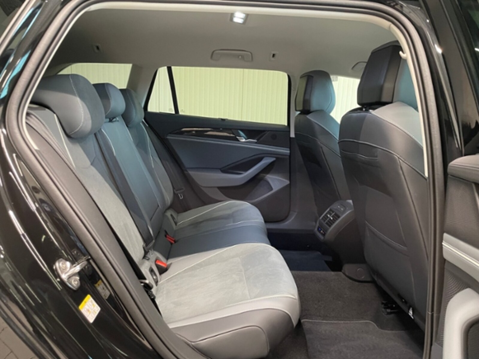 Volkswagen Passat – Bild 25