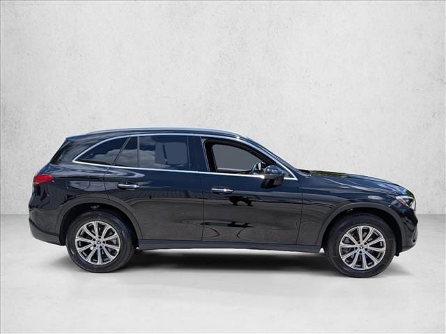 2024 Mercedes-Benz GLC 300