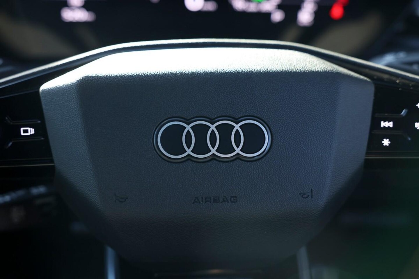 Image about Audi SQ5 Sportback TFSI 270 kW edition one