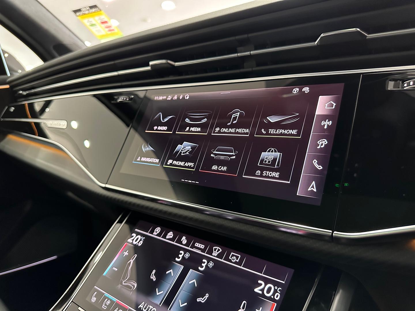 Image about Audi SQ7 SQ7 SUV TFSI 373 kW tiptronic