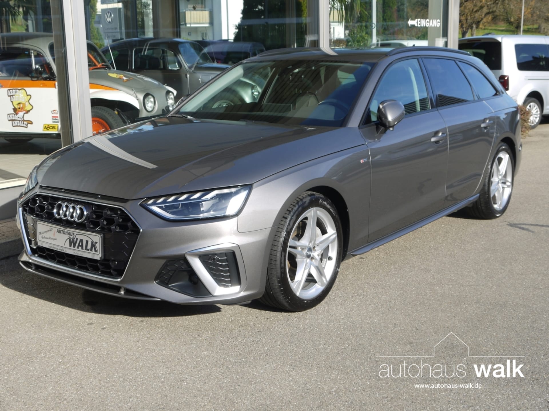 Audi A4 Avant S line