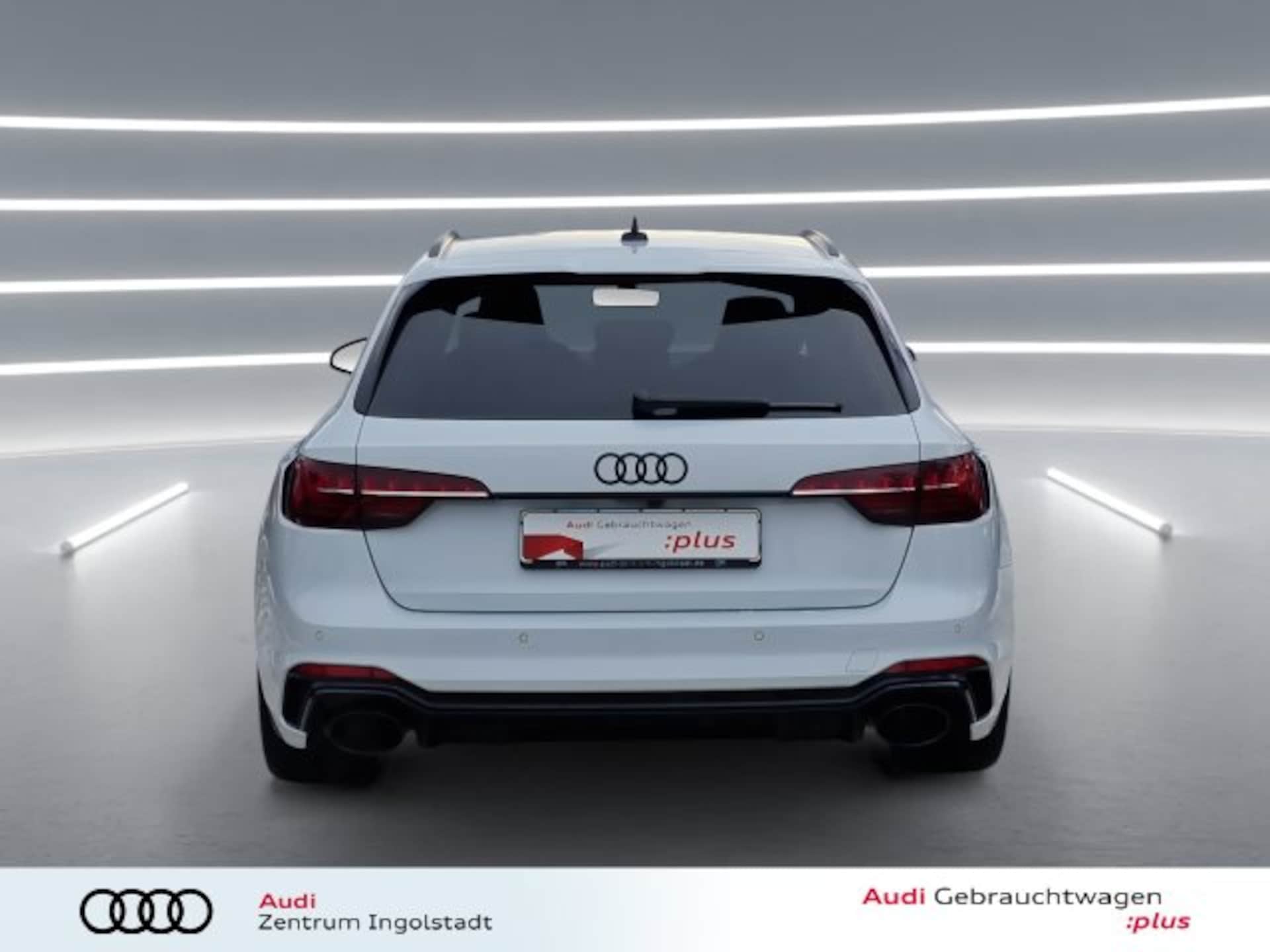 Audi RS 4 Avant