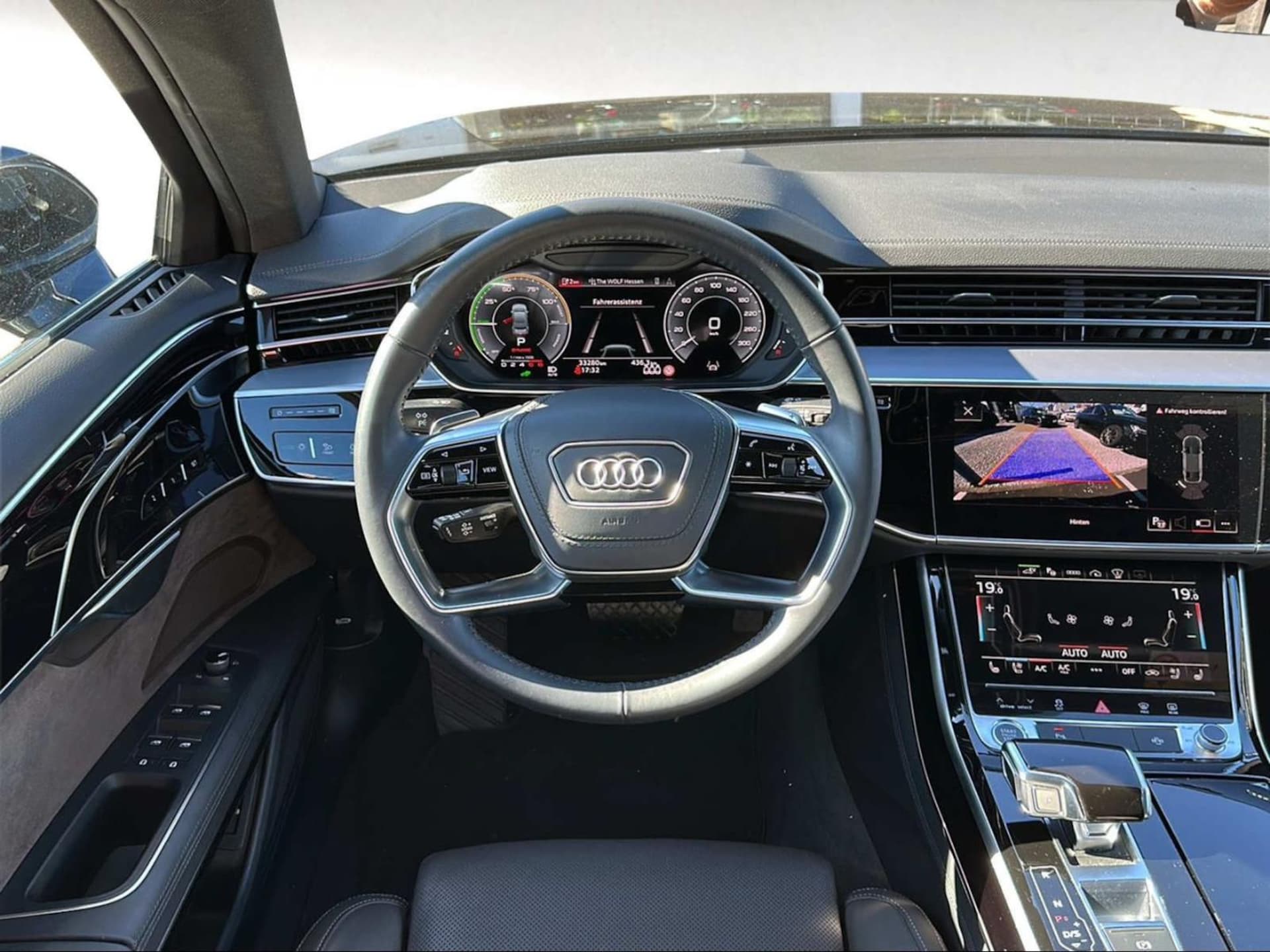 Audi A8 TFSI e