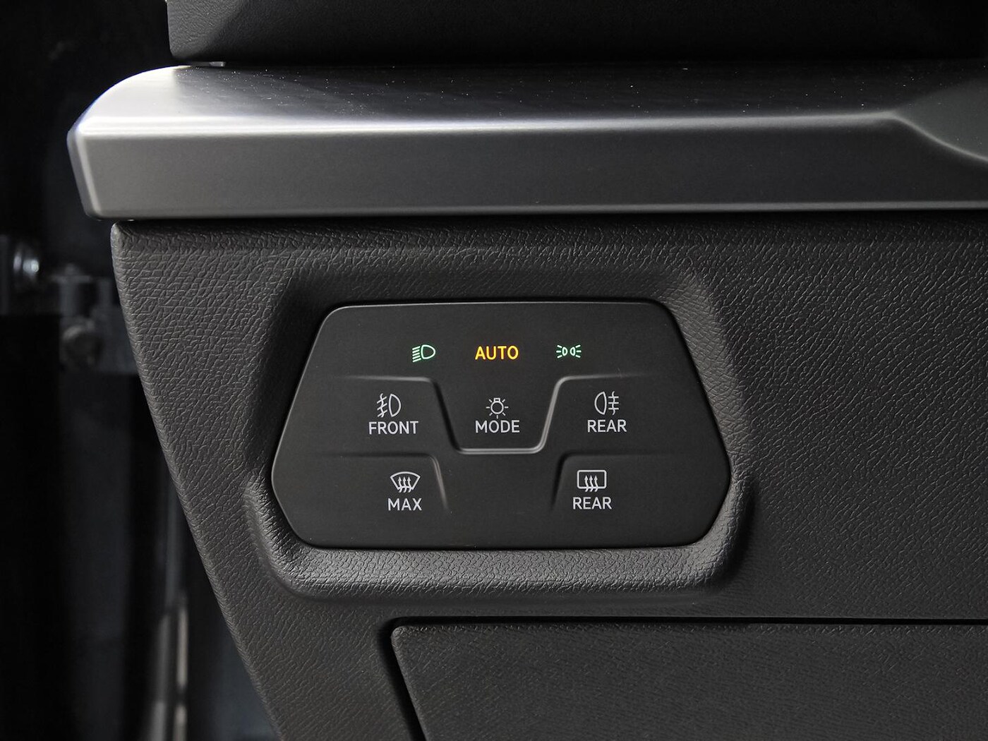 CUPRA Formentor 1.5 eTSI DSG 110 kW (150 CV) — photo 12