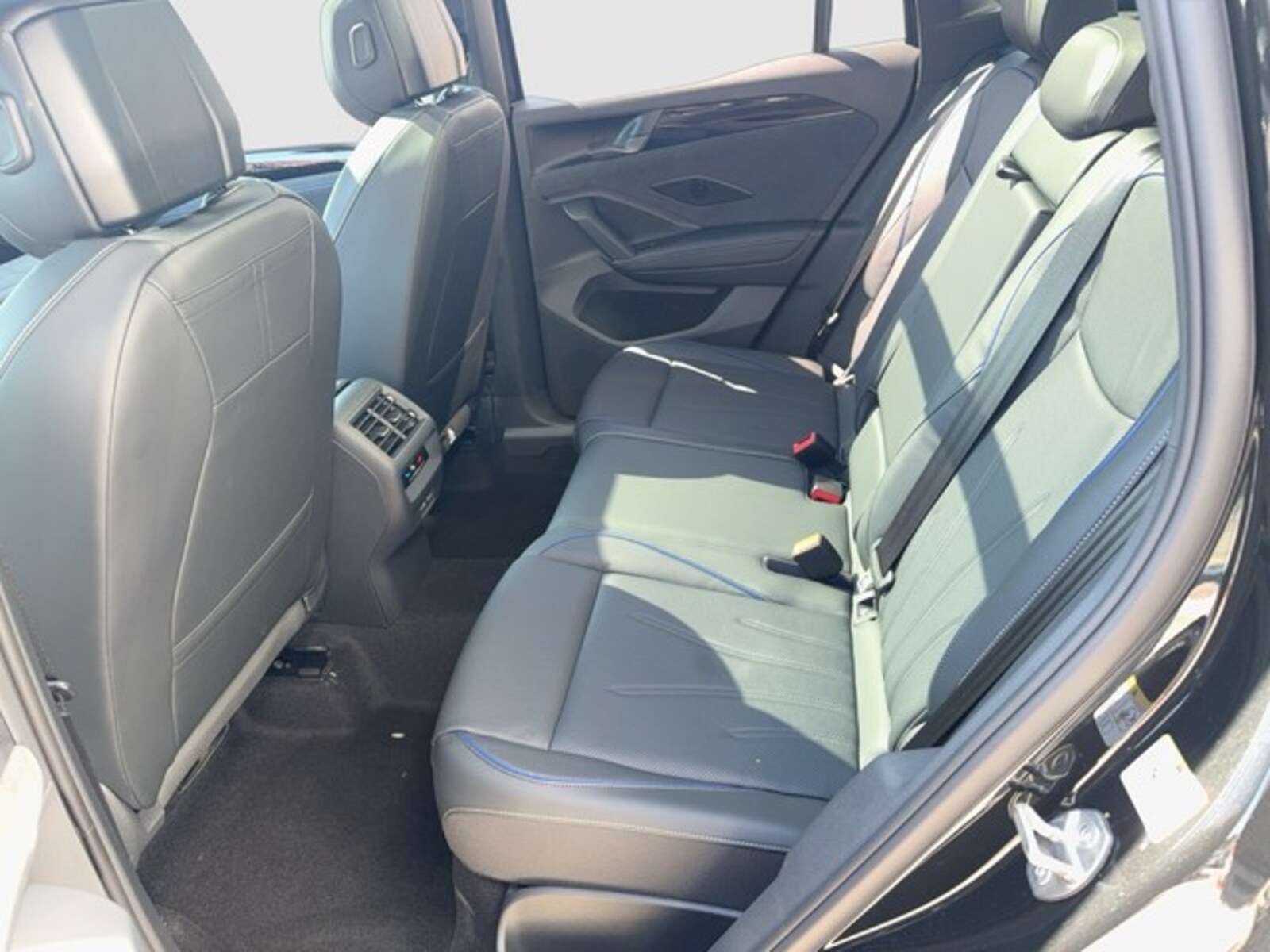 Volkswagen Tiguan – Bild 11