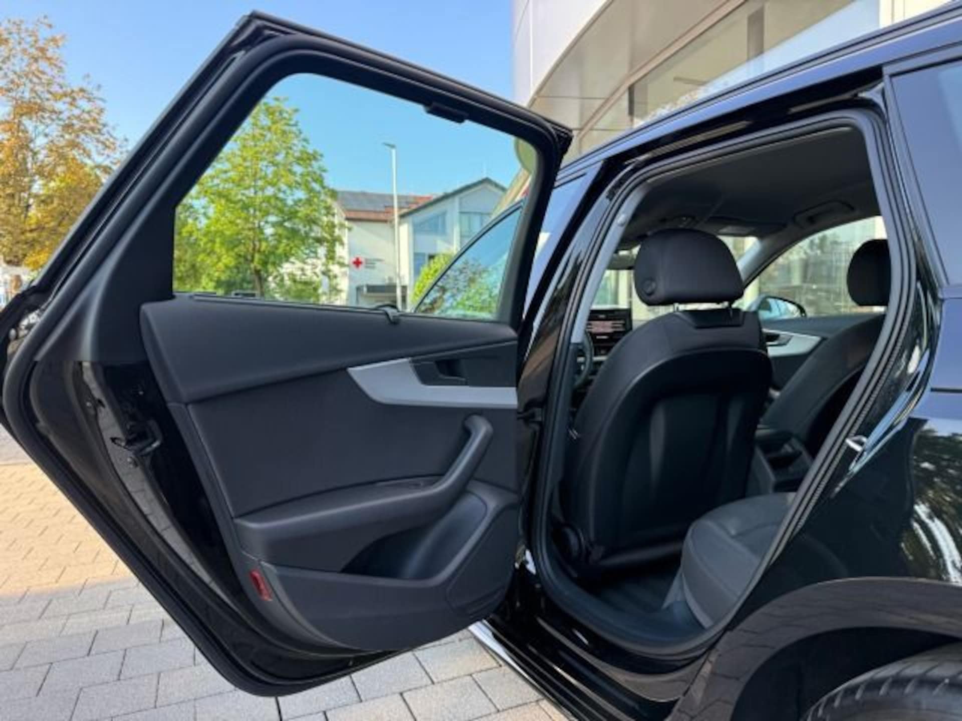 Audi A4 Avant S line