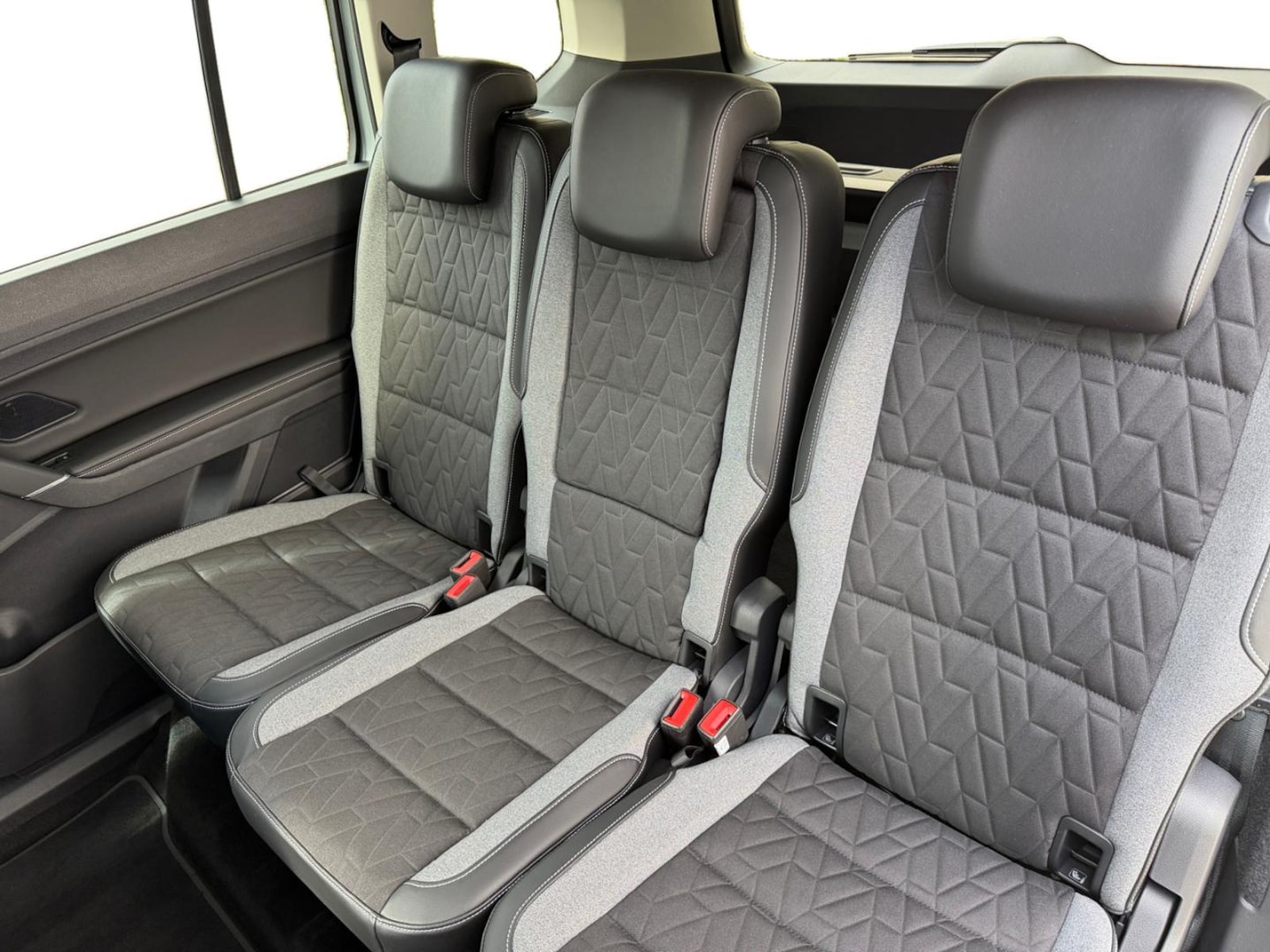 Volkswagen Touran – Bild 12