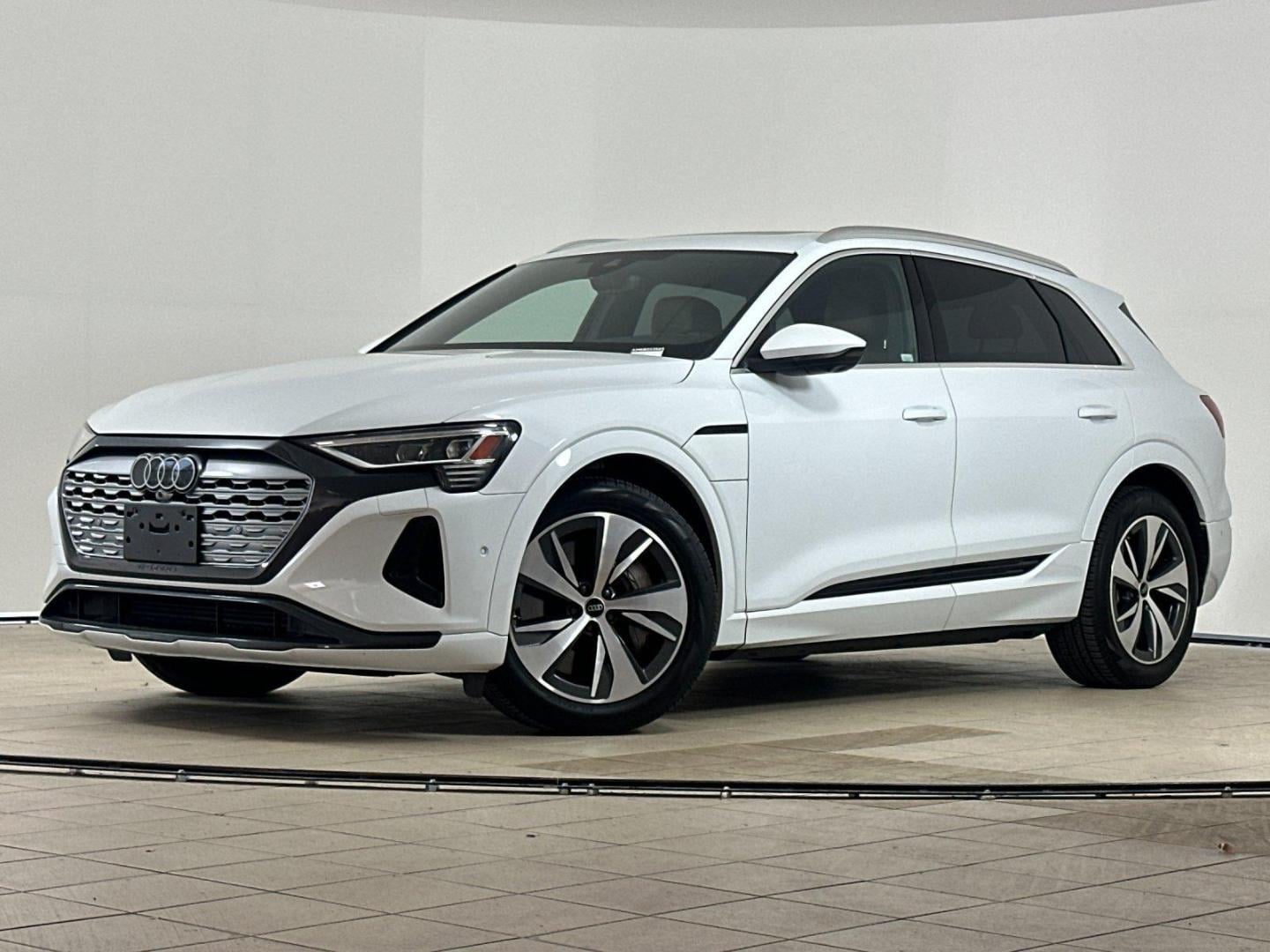 2024 Audi Q8 e-tron