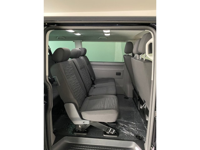 Volkswagen T6.1 Caravelle larger