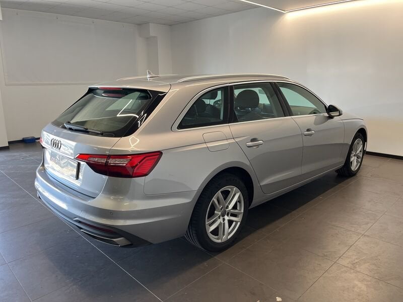 Immagine di Audi A4 Avant Business 30 TDI 100 kW (136 PS) S tronic - Vista: for more details contact your dealer