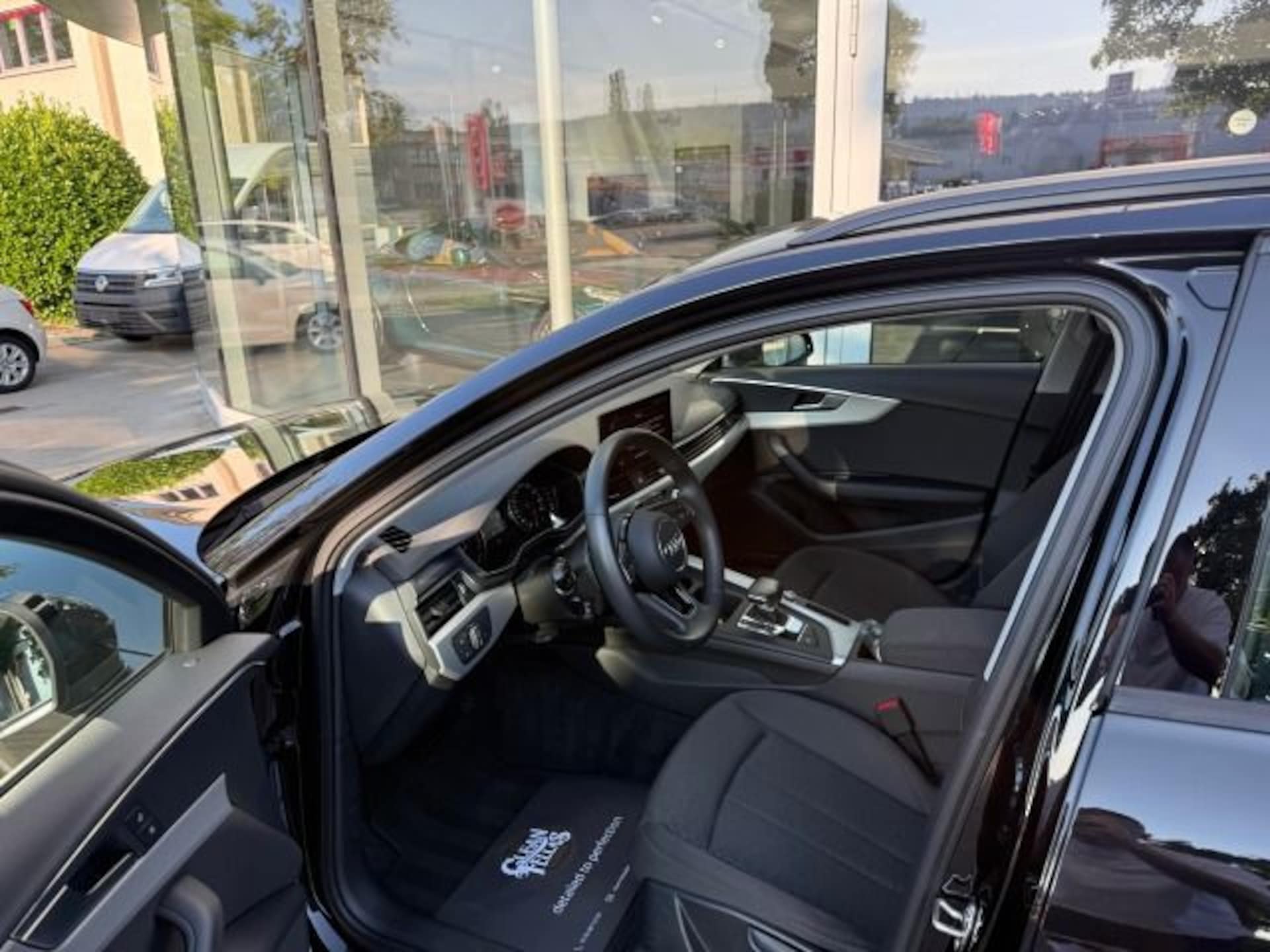 Audi A4 Avant S line