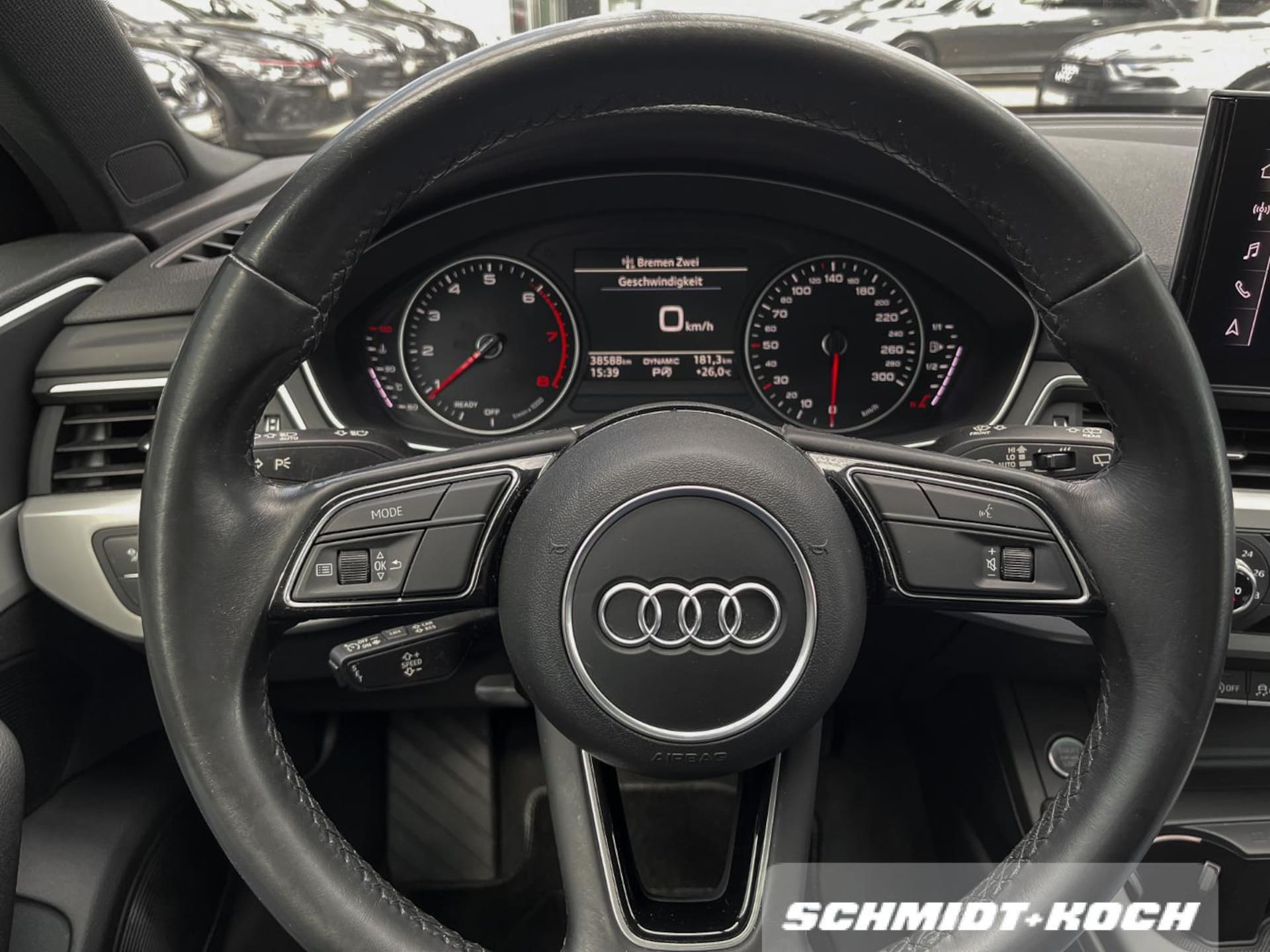 Audi A4 Avant S line