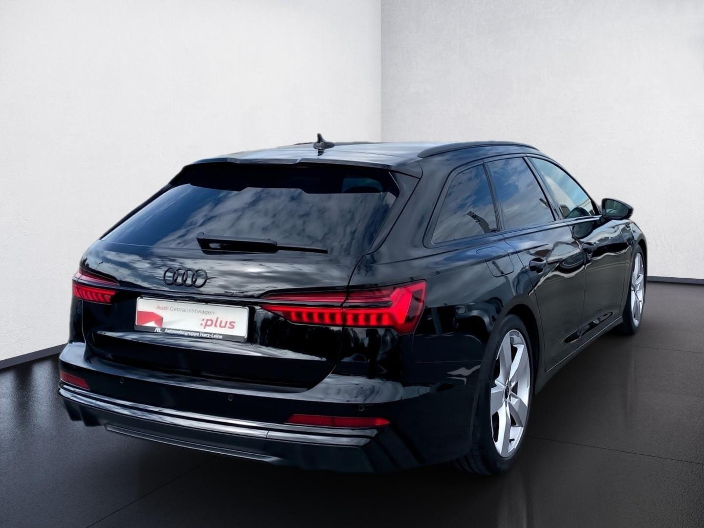 Bild über Audi S6 Avant TDI quattro tiptronic - für weitere Informationen kontaktieren Sie den Audi Partner