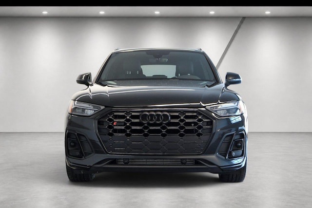 2023 Audi SQ5