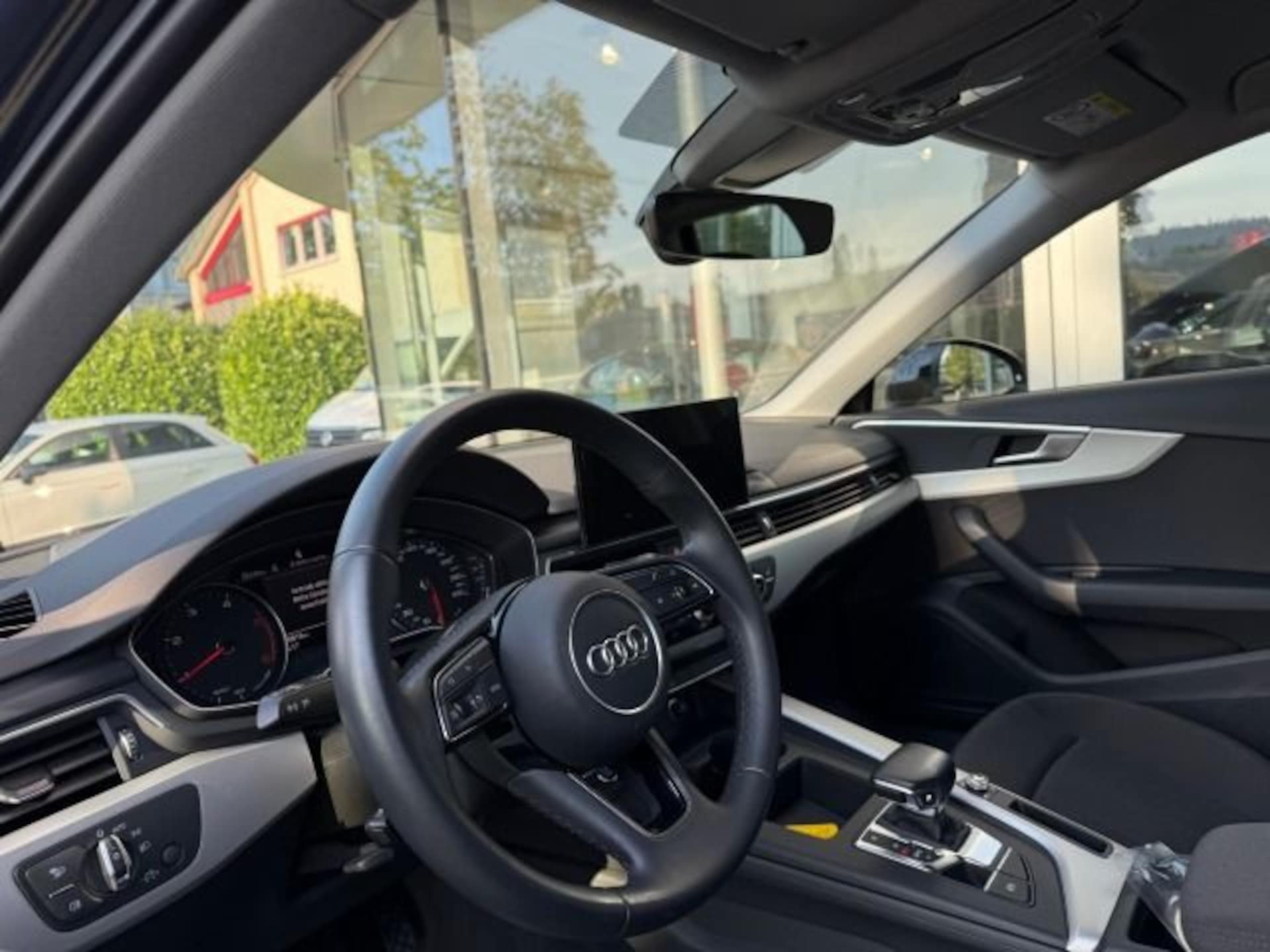 Audi A4 Avant S line