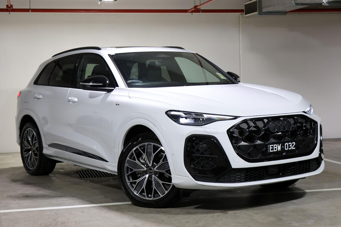 Image about Audi Q5 SUV TFSI quattro 200 kW sport