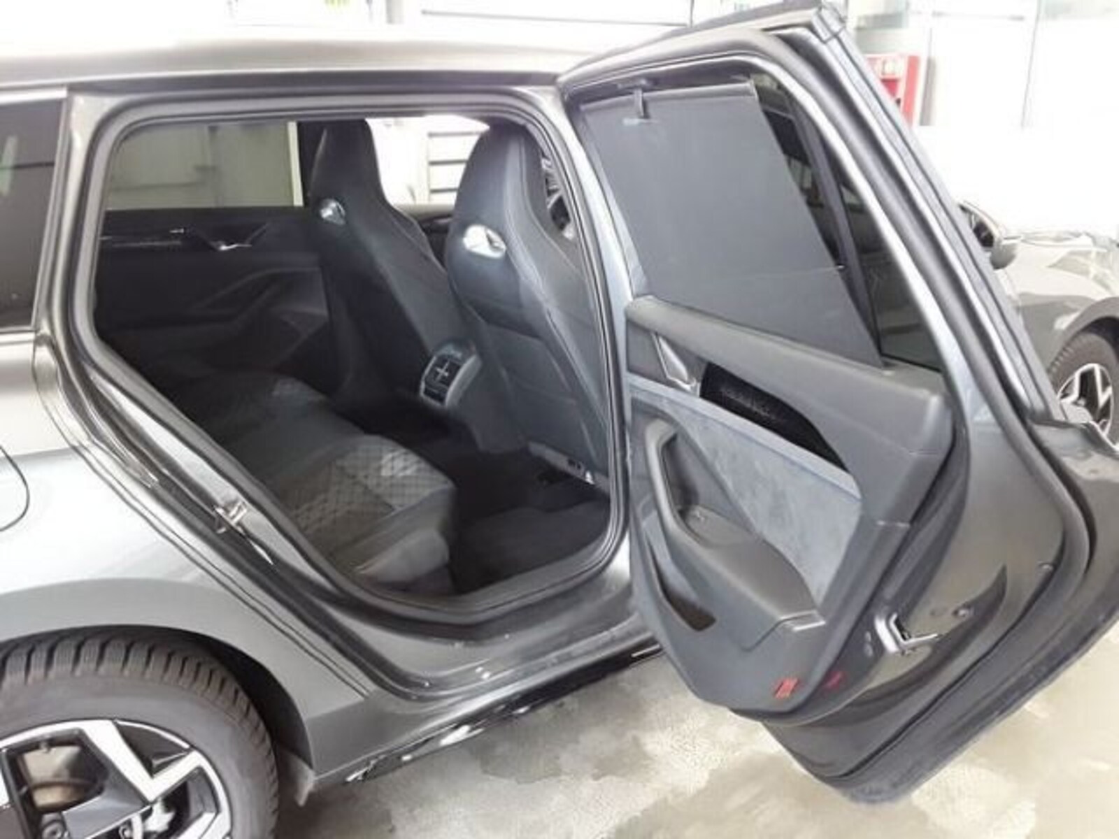 Volkswagen Passat – Bild 5