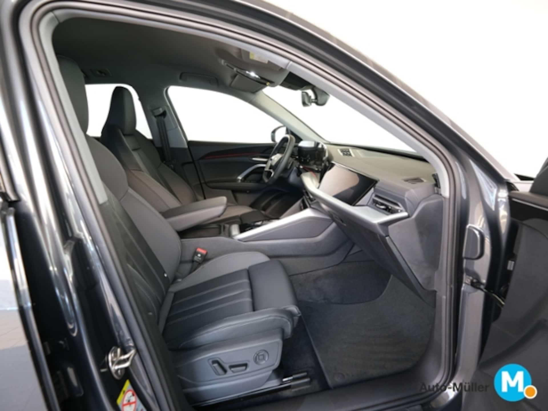 Audi Q5 Sportback edition one
