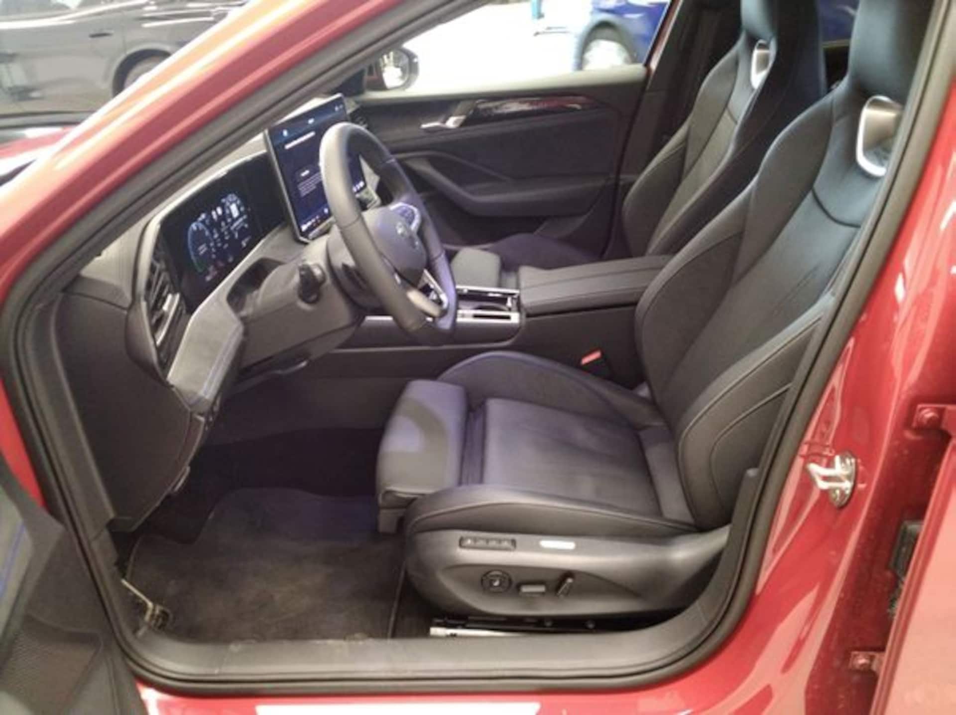 Volkswagen Passat R-Line