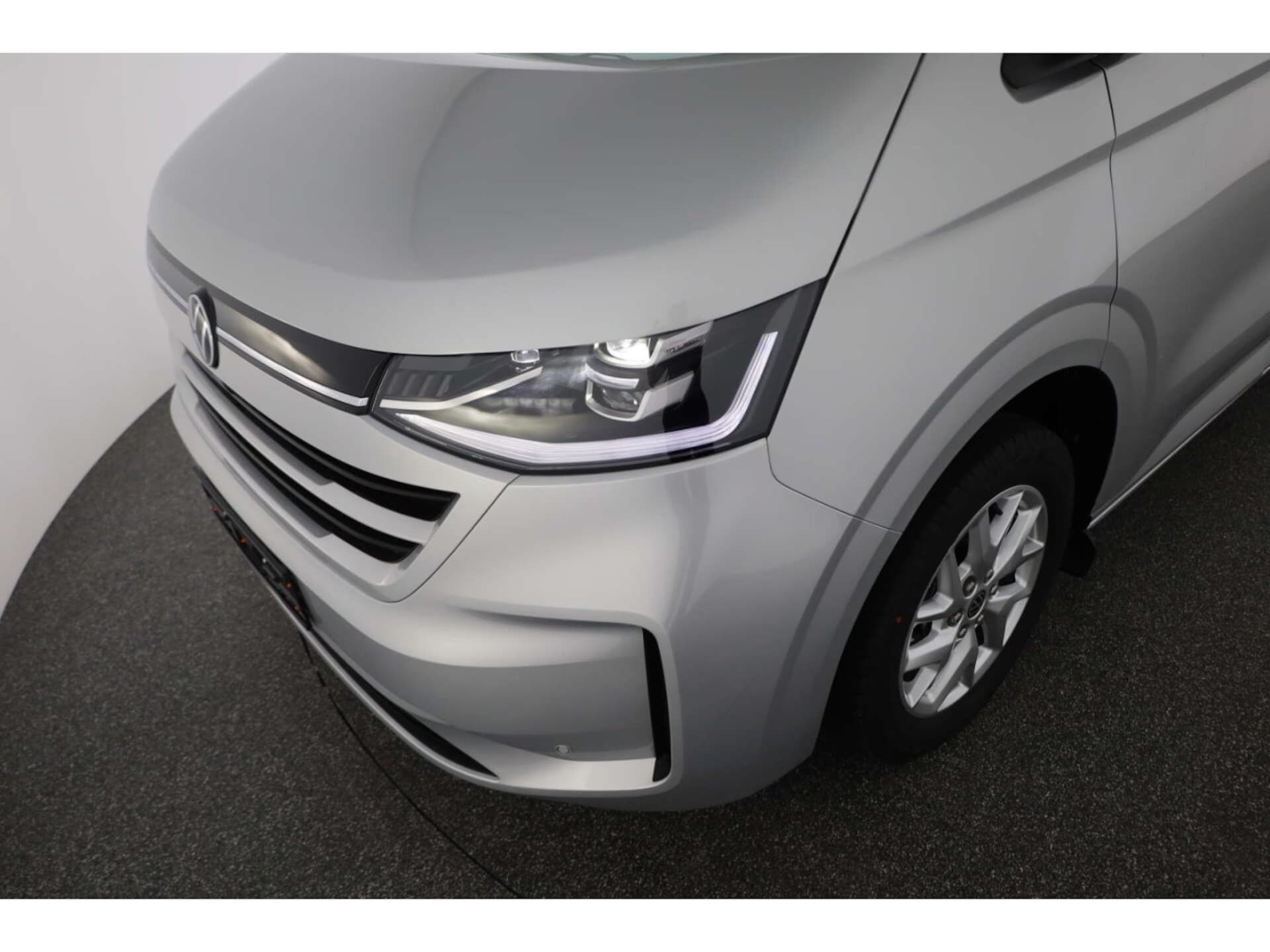 Volkswagen e-Caravelle Style