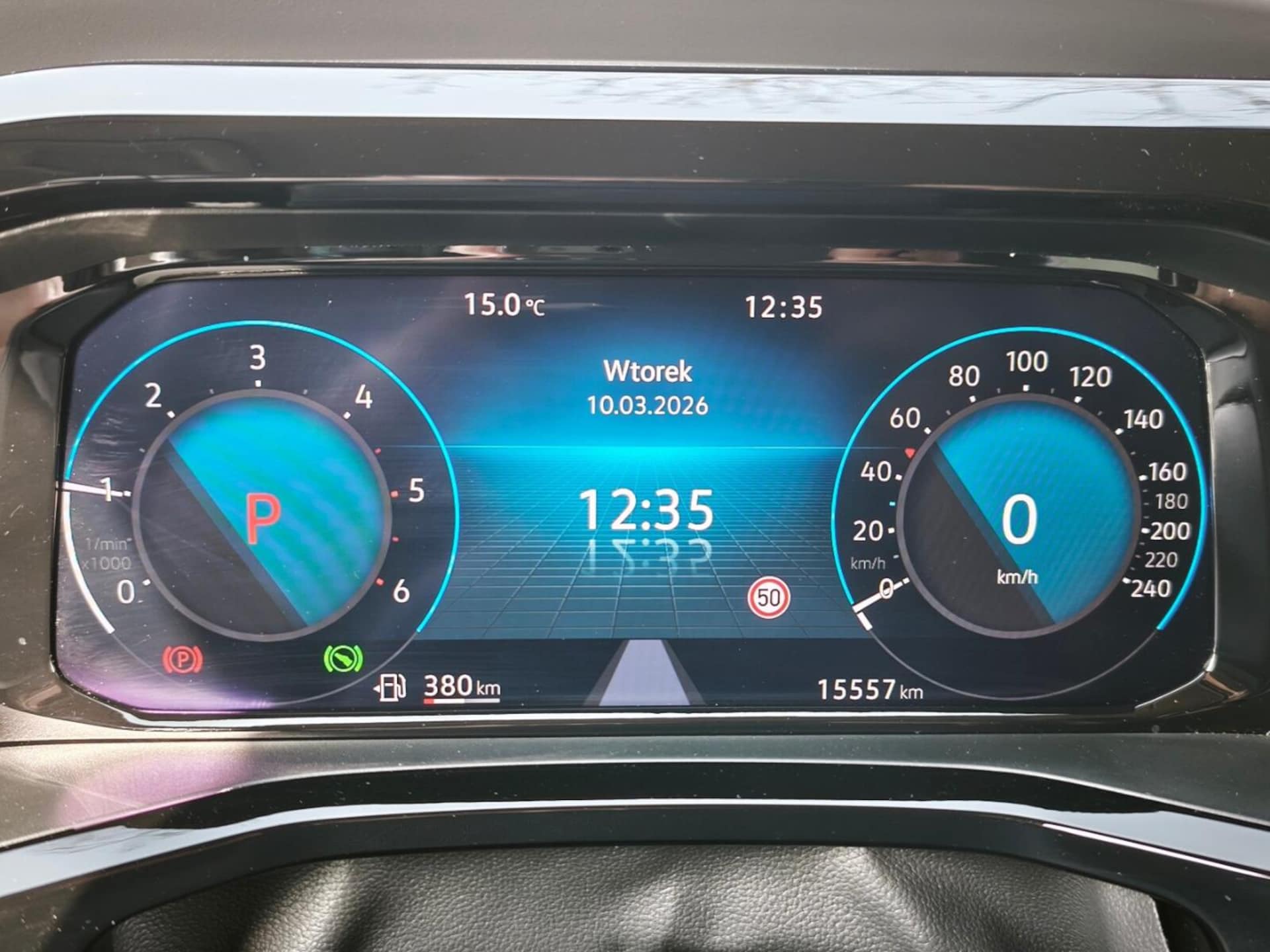 Volkswagen Multivan długi rozstaw osi Life