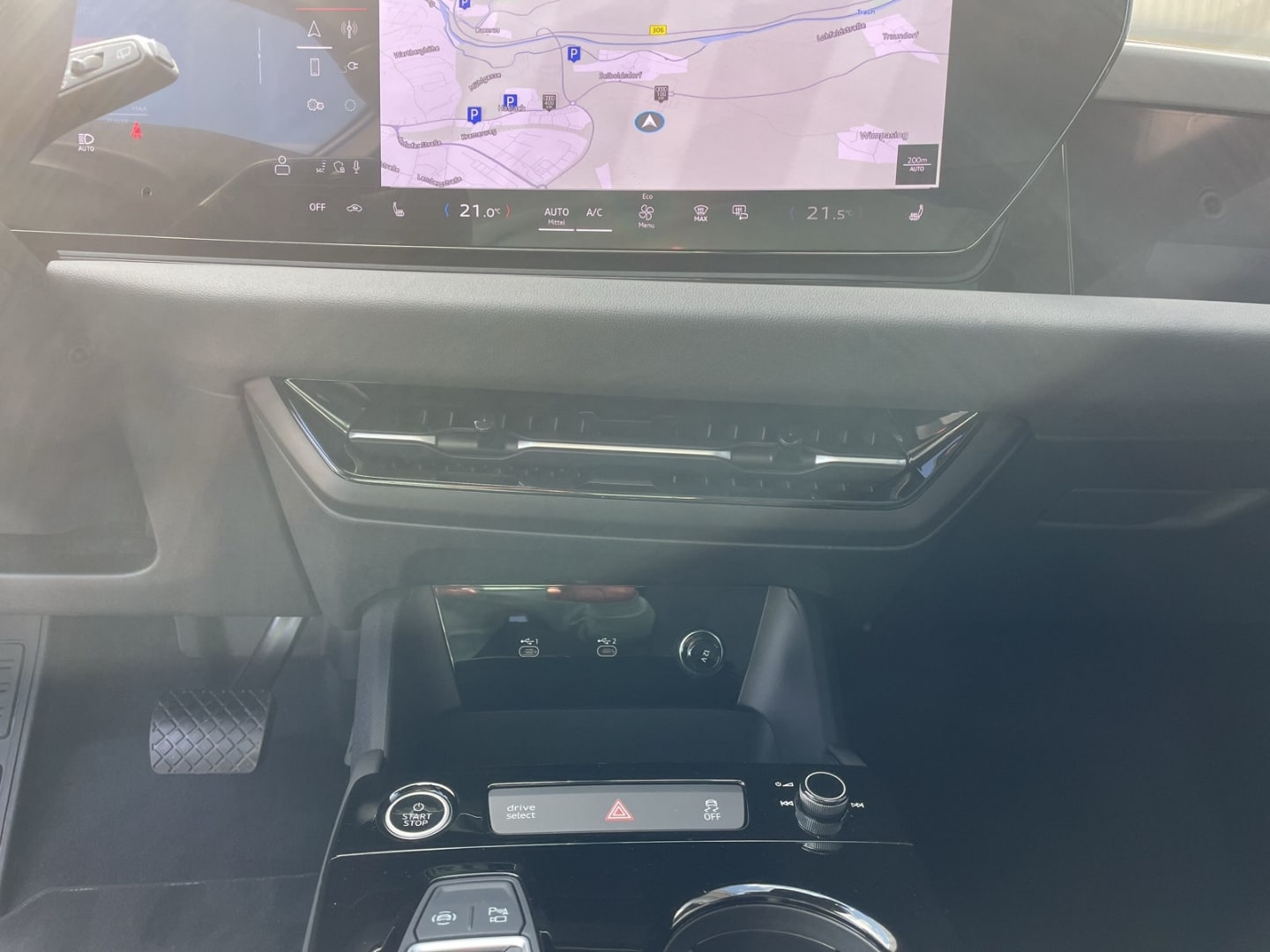 Bild über Audi A6 Avant e-tron e-tron quattro - für weitere Informationen kontaktieren Sie den Audi Partner