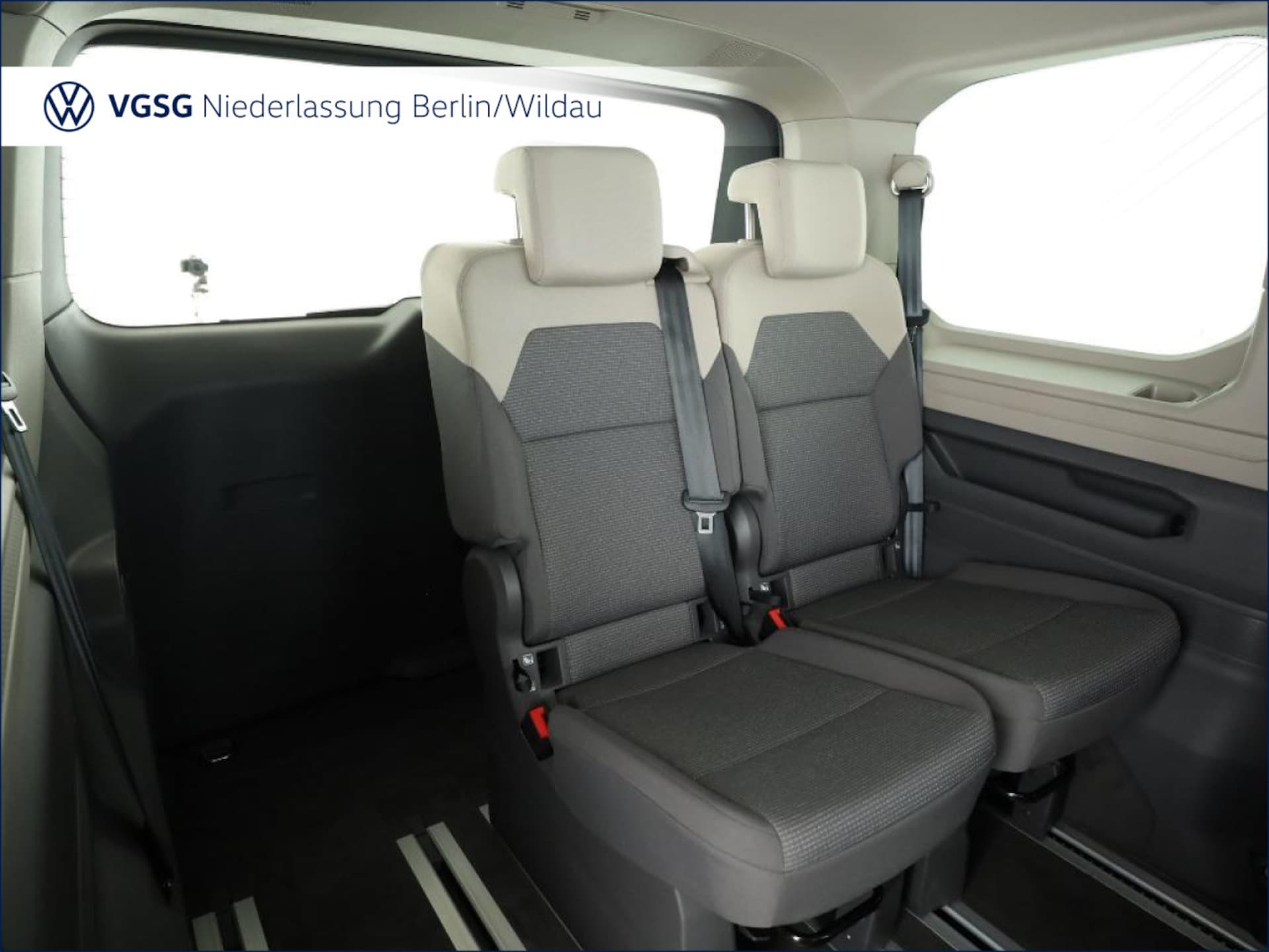 Volkswagen Multivan Basis-Modell