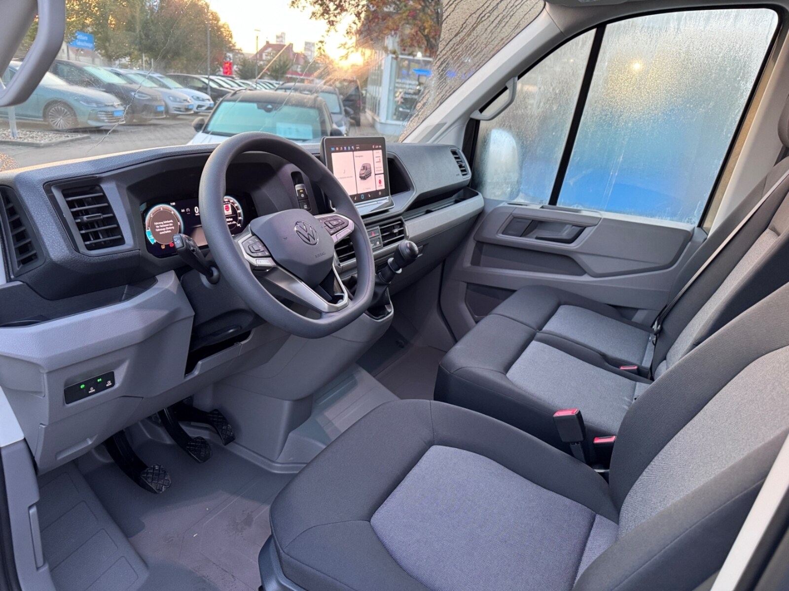 Volkswagen Crafter Kasten mittlerer Radstand – Bild 5
