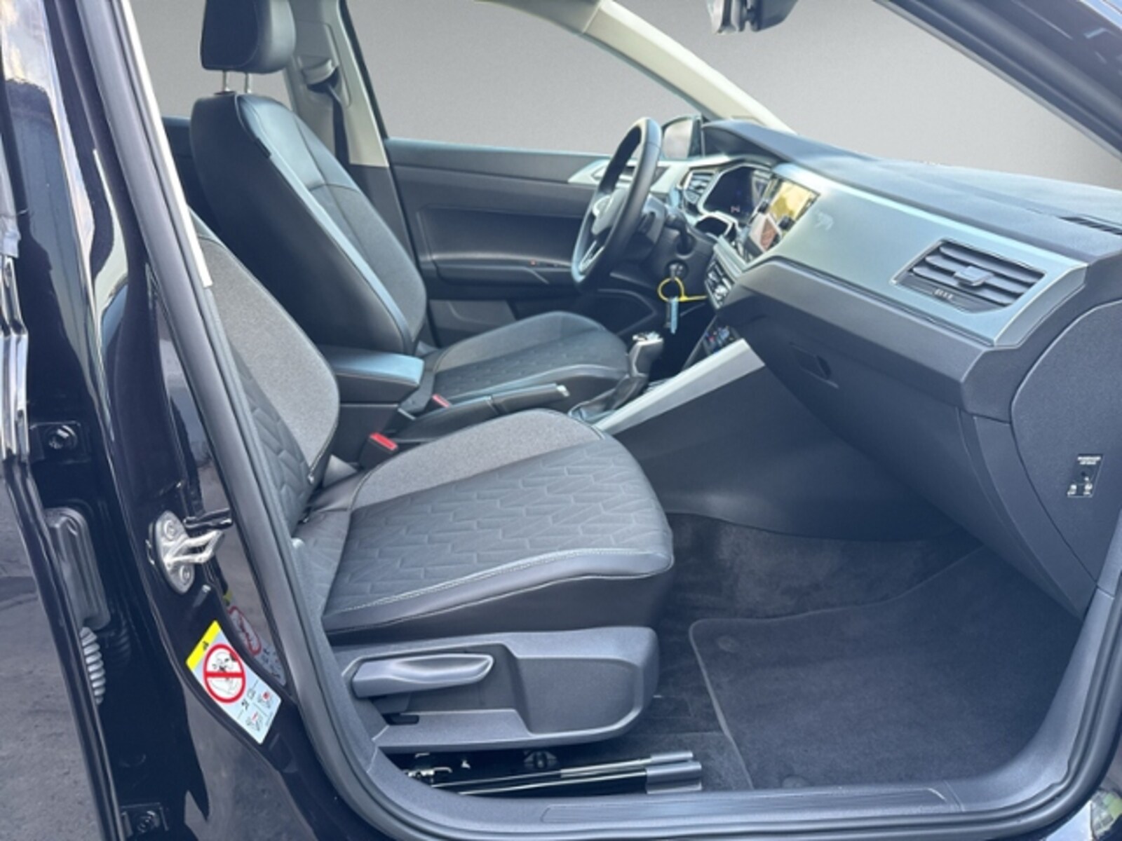 Volkswagen Polo – Bild 11