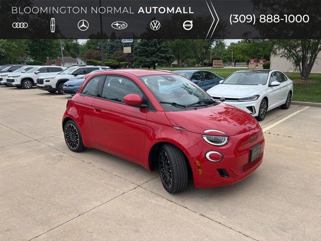 2024 FIAT 500e -'s photo