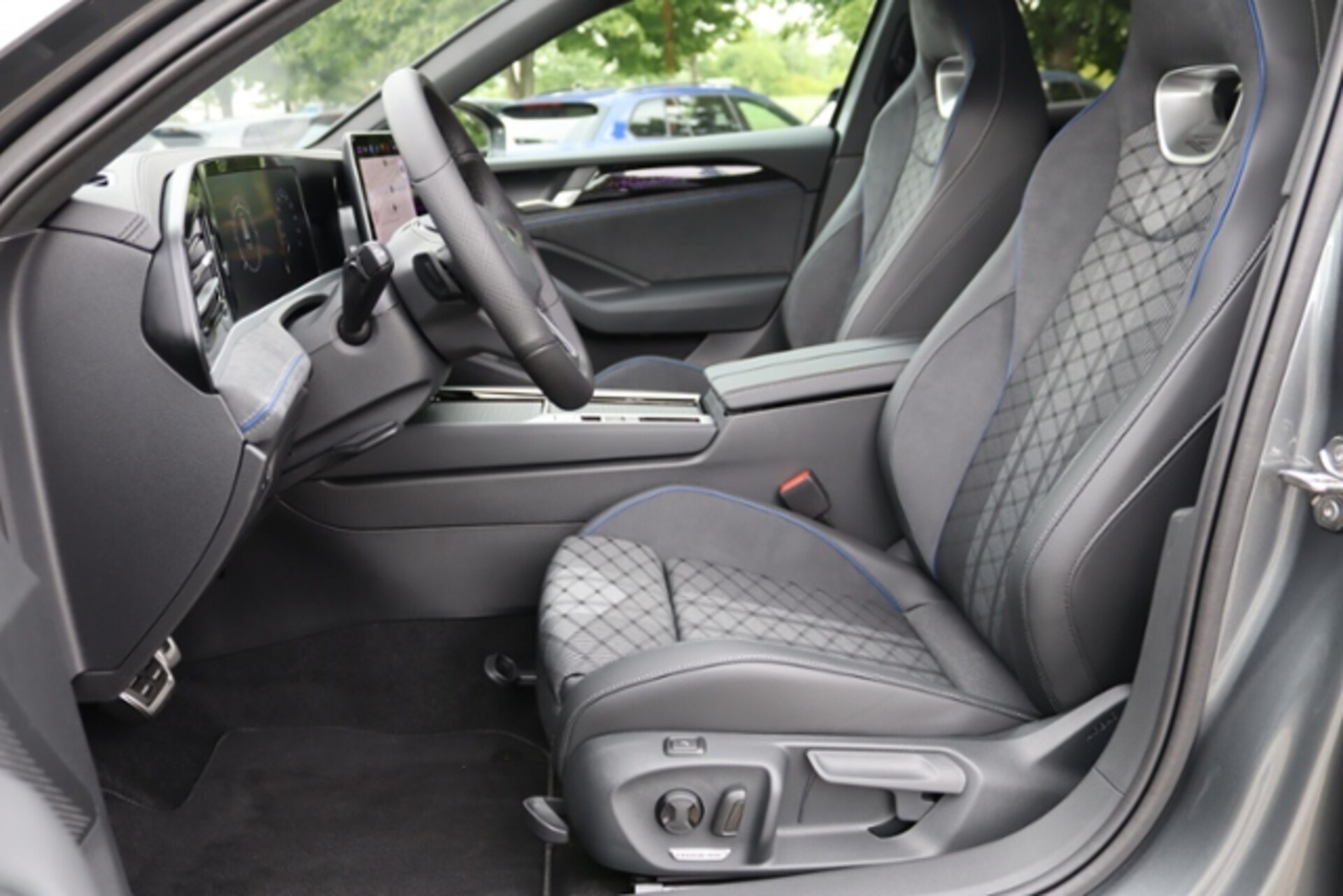Volkswagen Passat R-Line