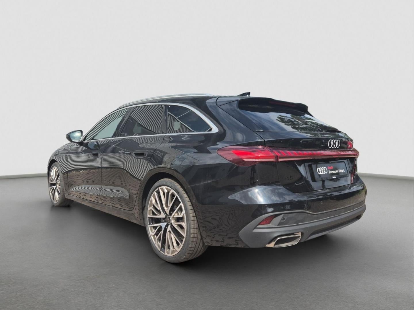Bild über Audi A5 Avant TFSI 110 kW S tronic - für weitere Informationen kontaktieren Sie den Audi Partner