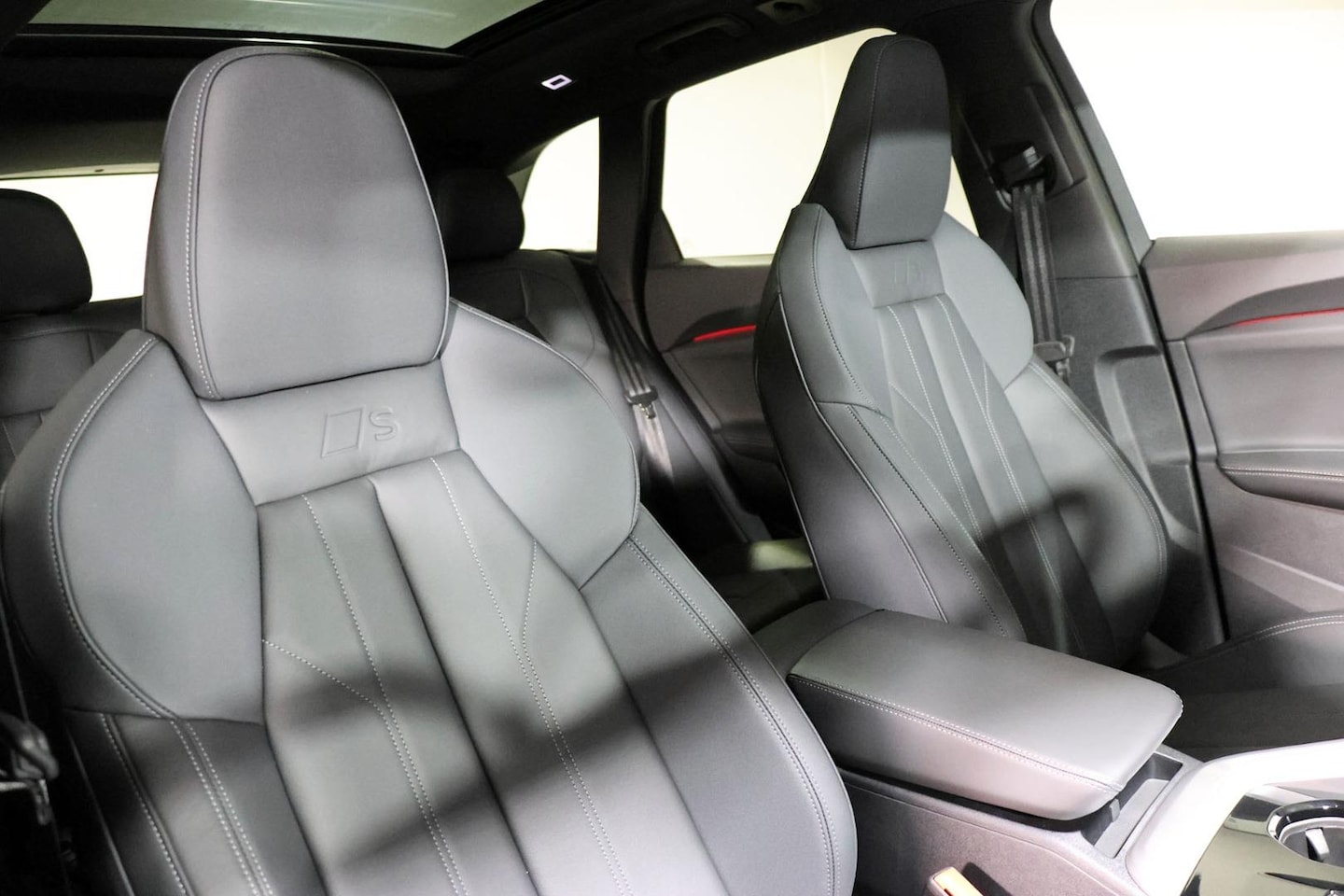 Image about Audi Q5 SUV TFSI quattro 200 kW sport