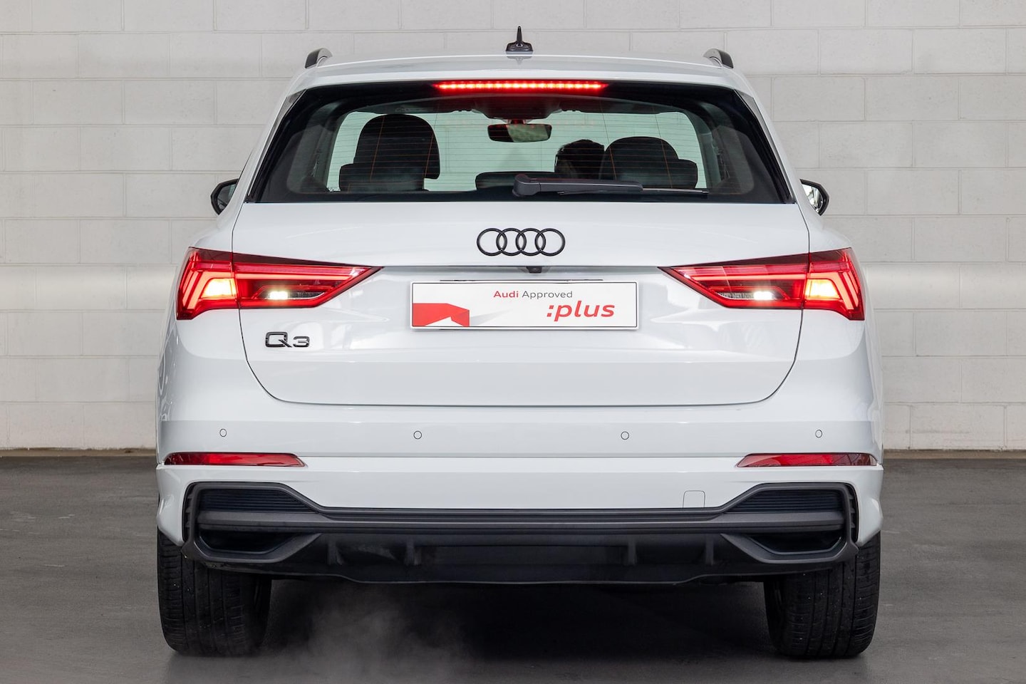 Image about Audi Q3 35 TFSI S line edition