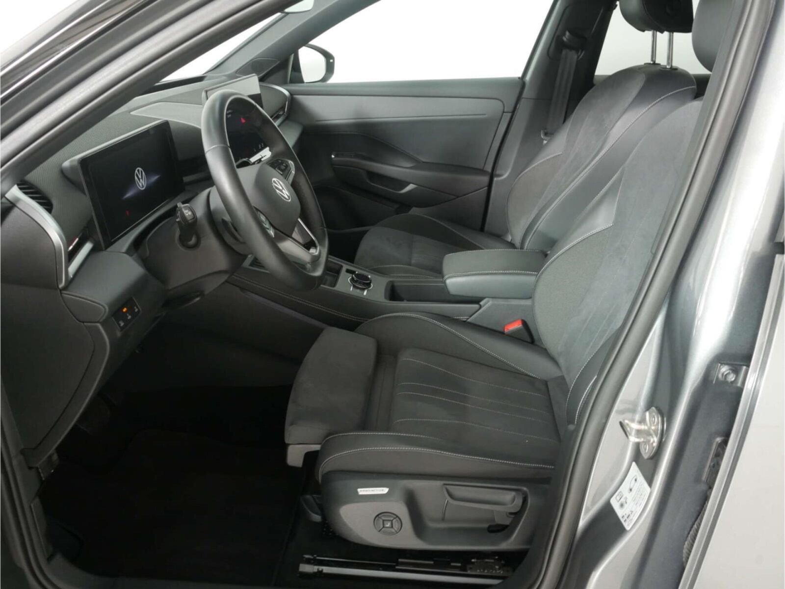 Volkswagen T-Roc – Bild 13