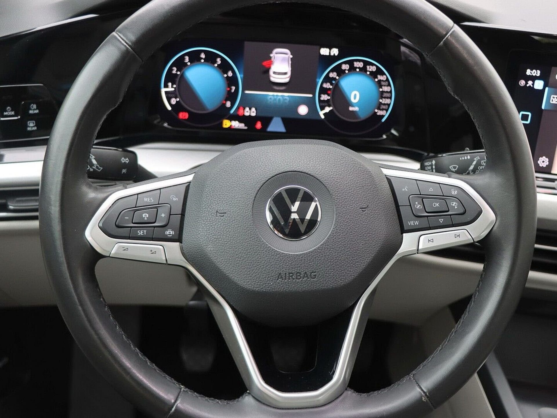 Volkswagen Golf Life