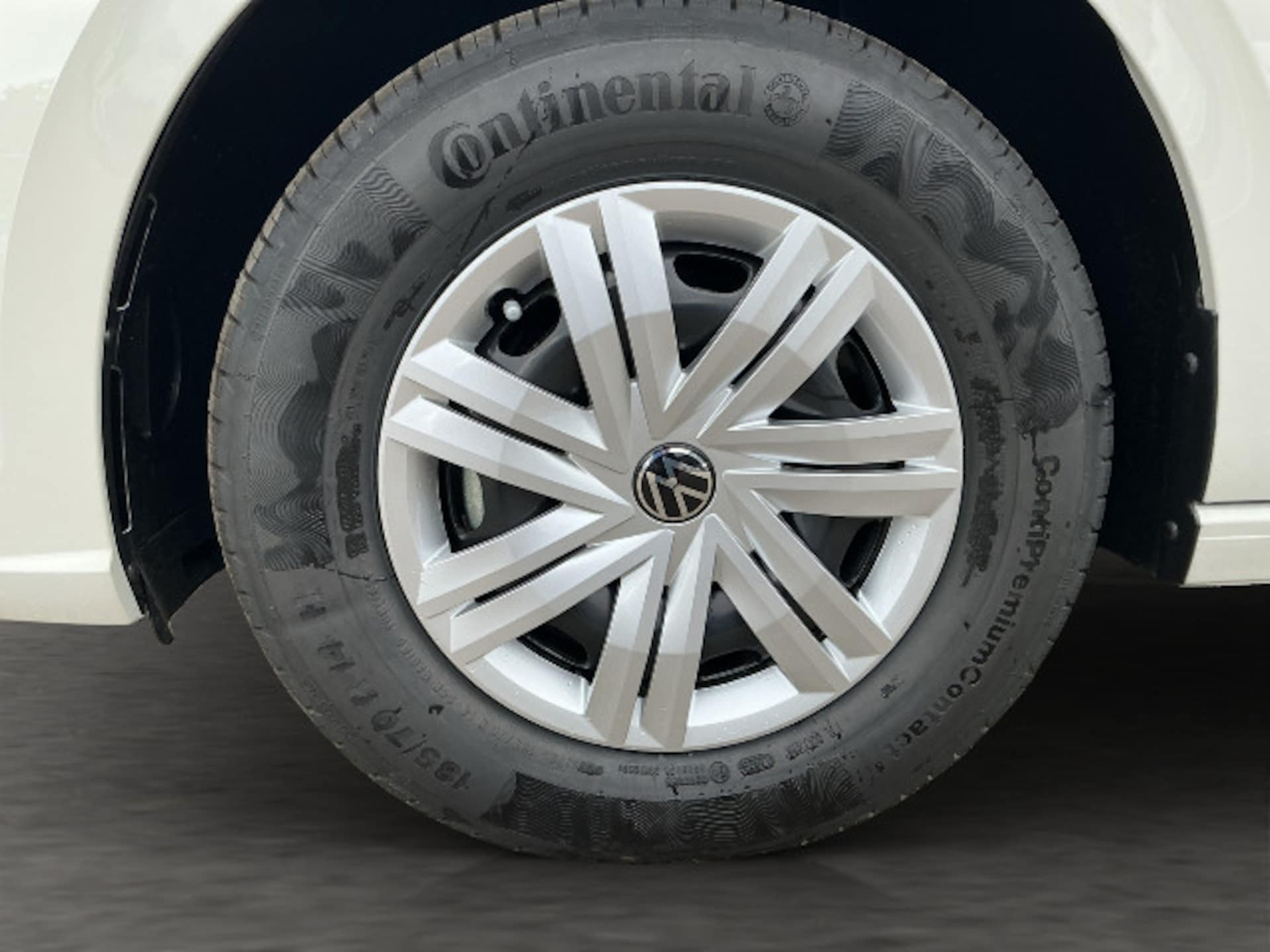 Volkswagen Polo Basis-Modell