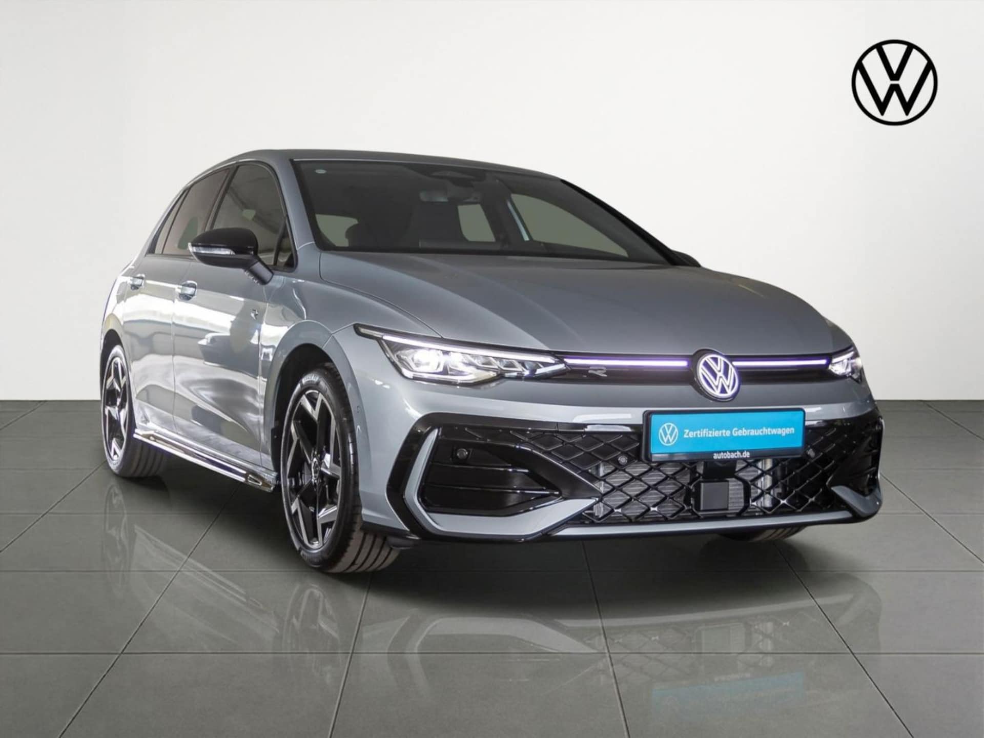 Volkswagen Golf R-Line