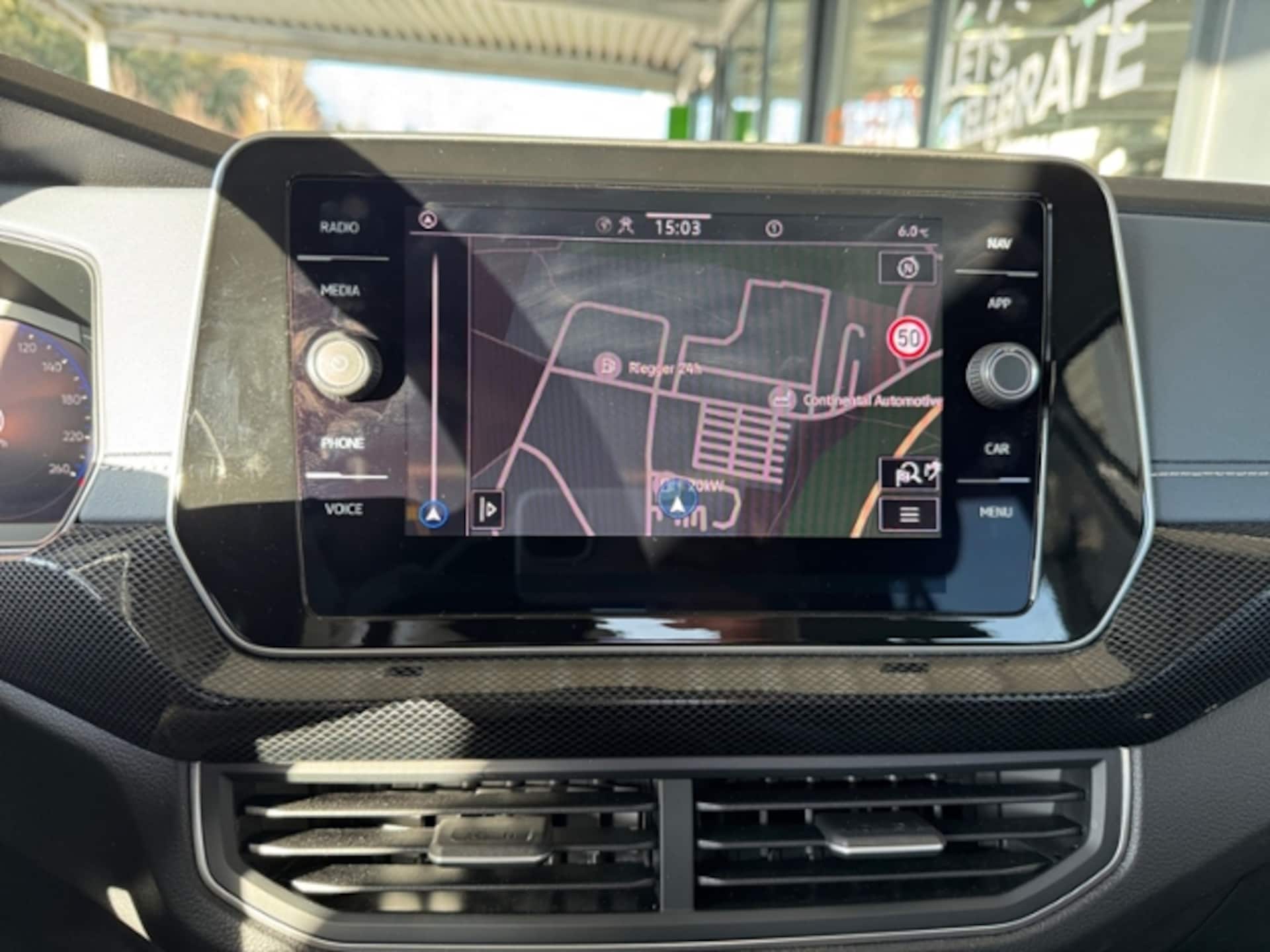 Volkswagen T-Cross Style