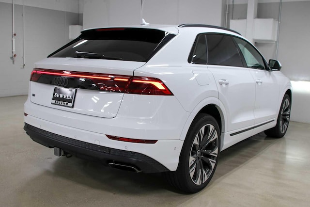 2024 Audi Q8