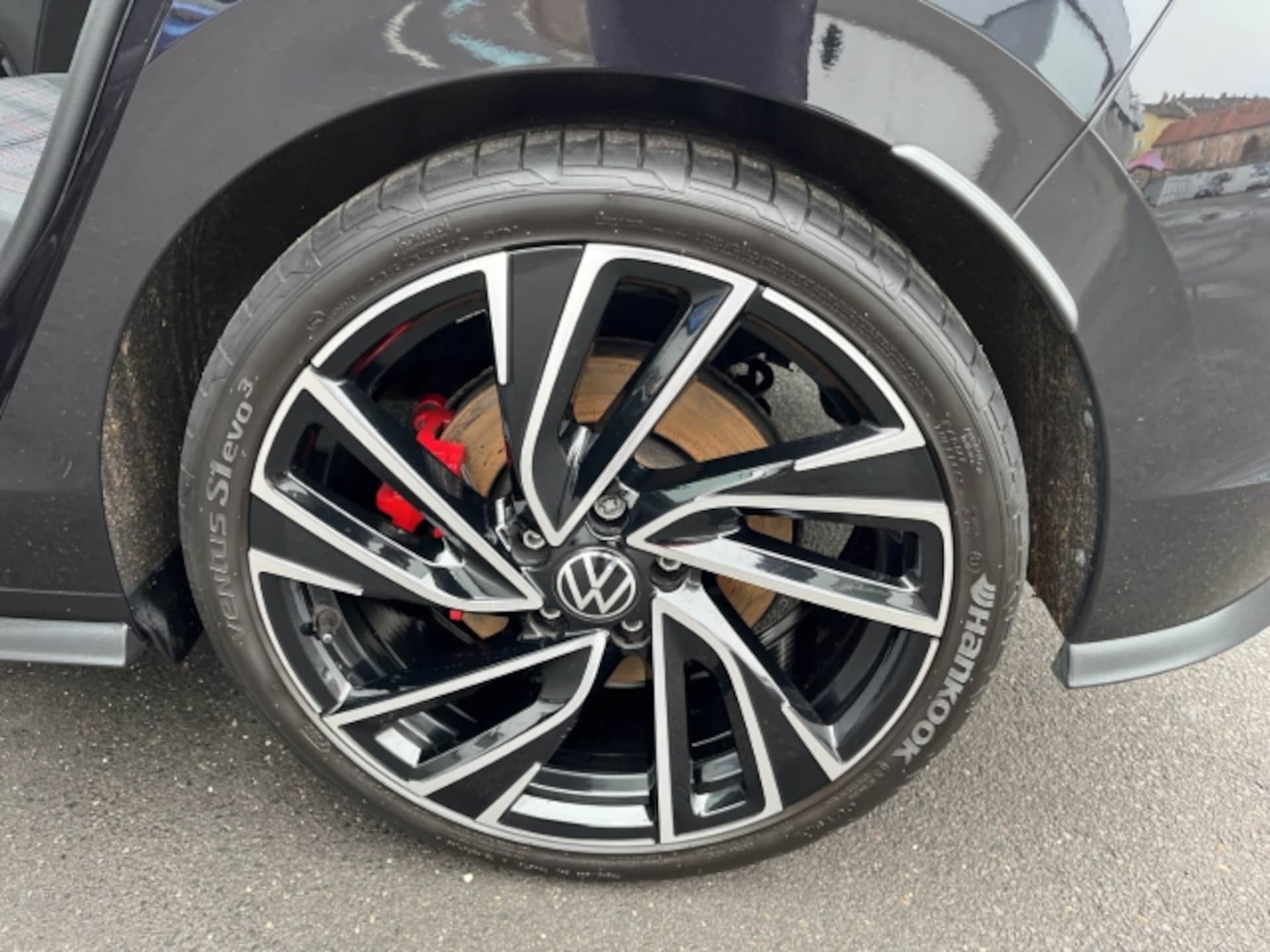 Volkswagen Golf GTI