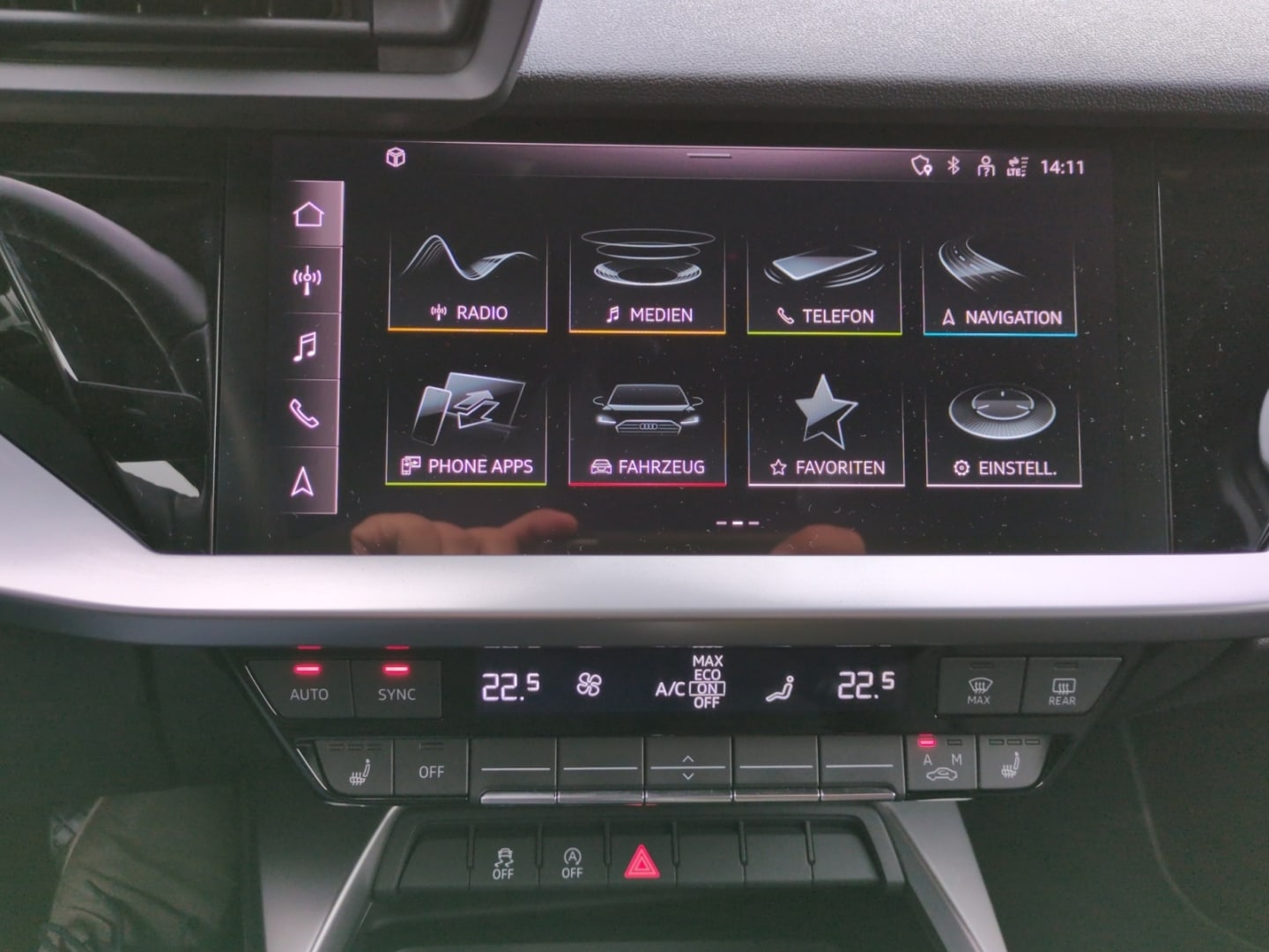 Bild über Audi A3 Sportback advanced 35 TFSI Schaltgetriebe - für weitere Informationen kontaktieren Sie den Audi Partner