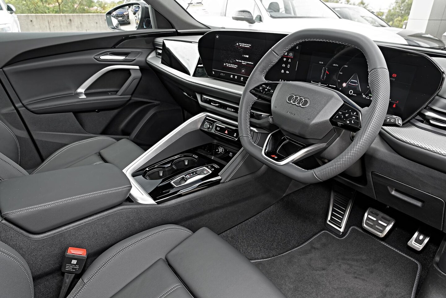 Image about Audi Q5 SUV TDI quattro 150 kW sport