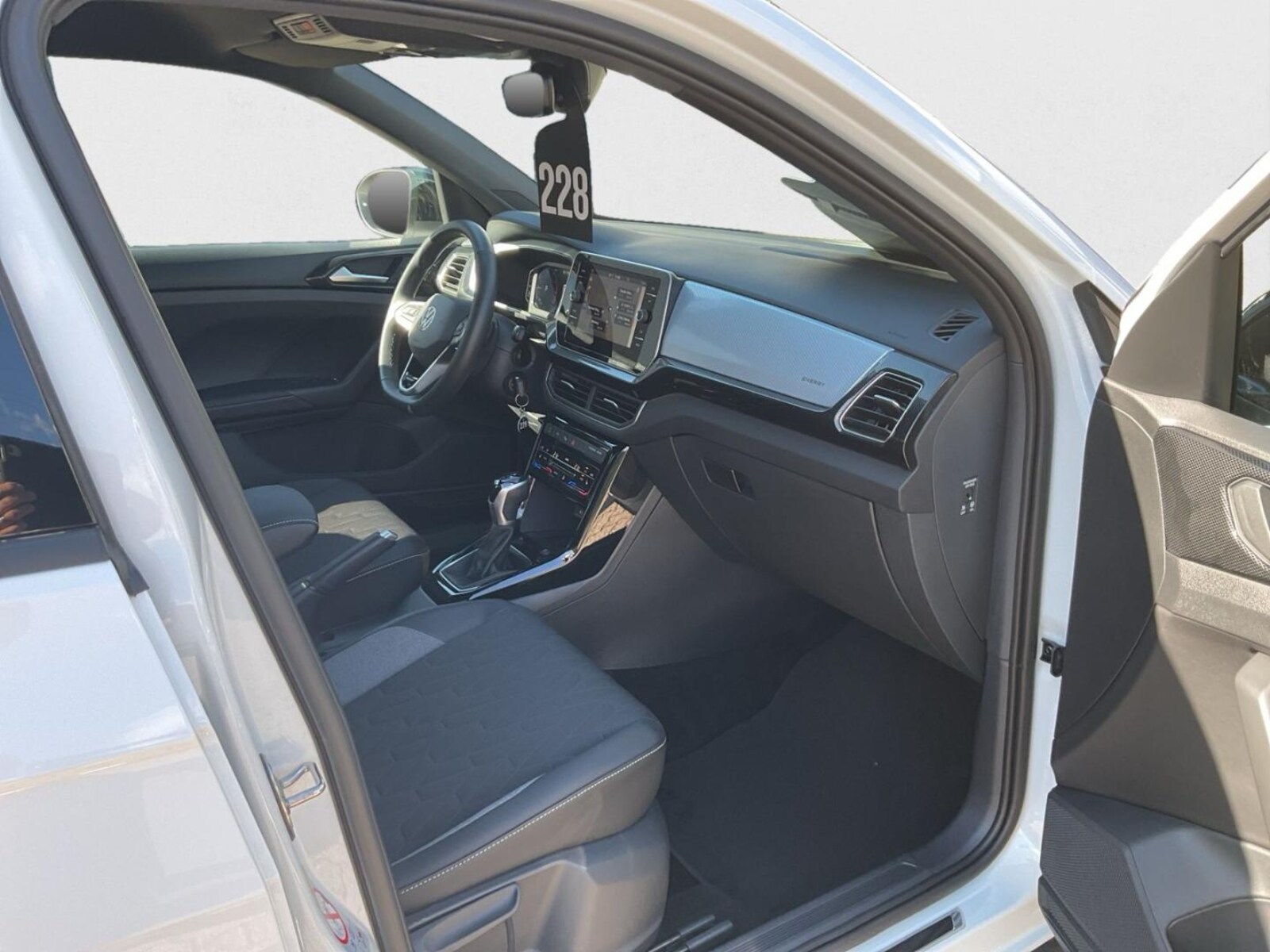Volkswagen T-Cross – Bild 15
